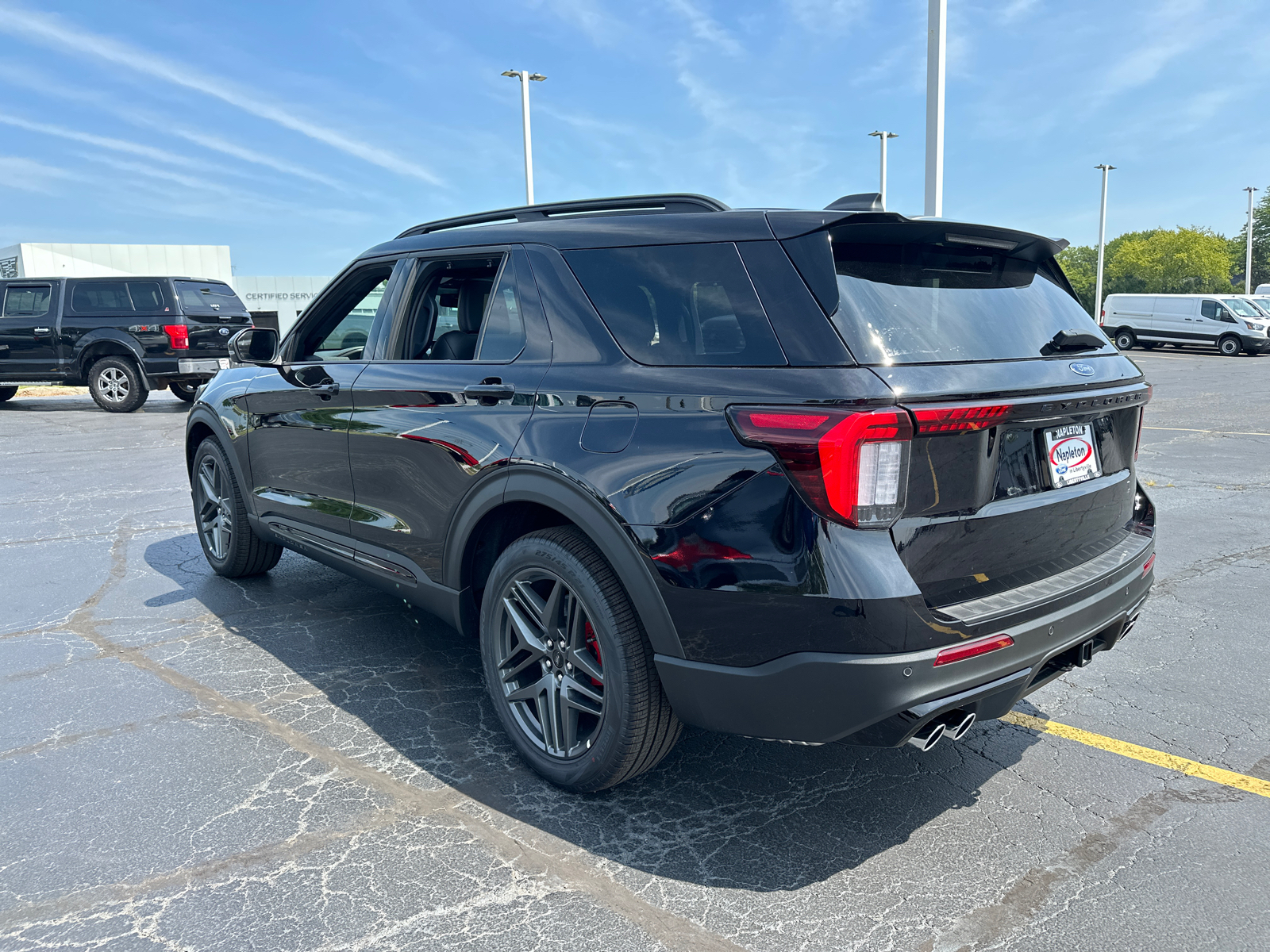 2025 Ford Explorer ST 6