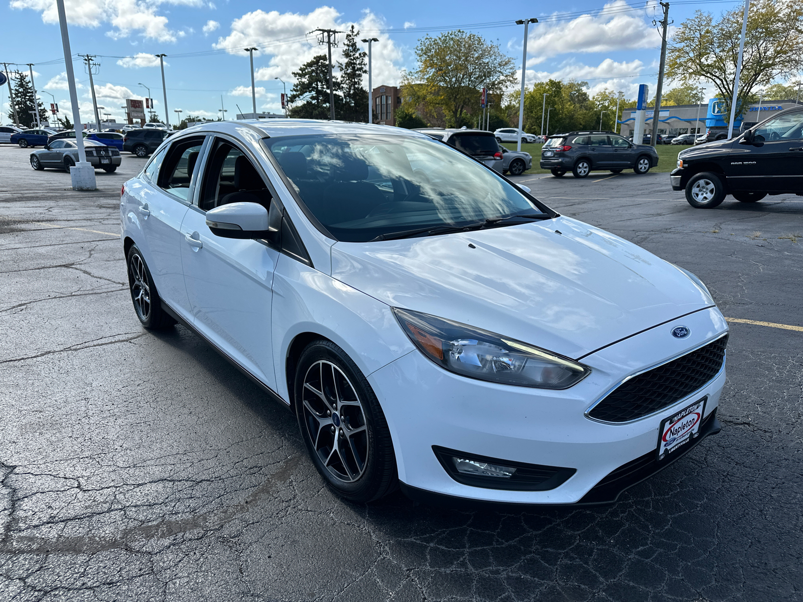 2017 Ford Focus SEL 10