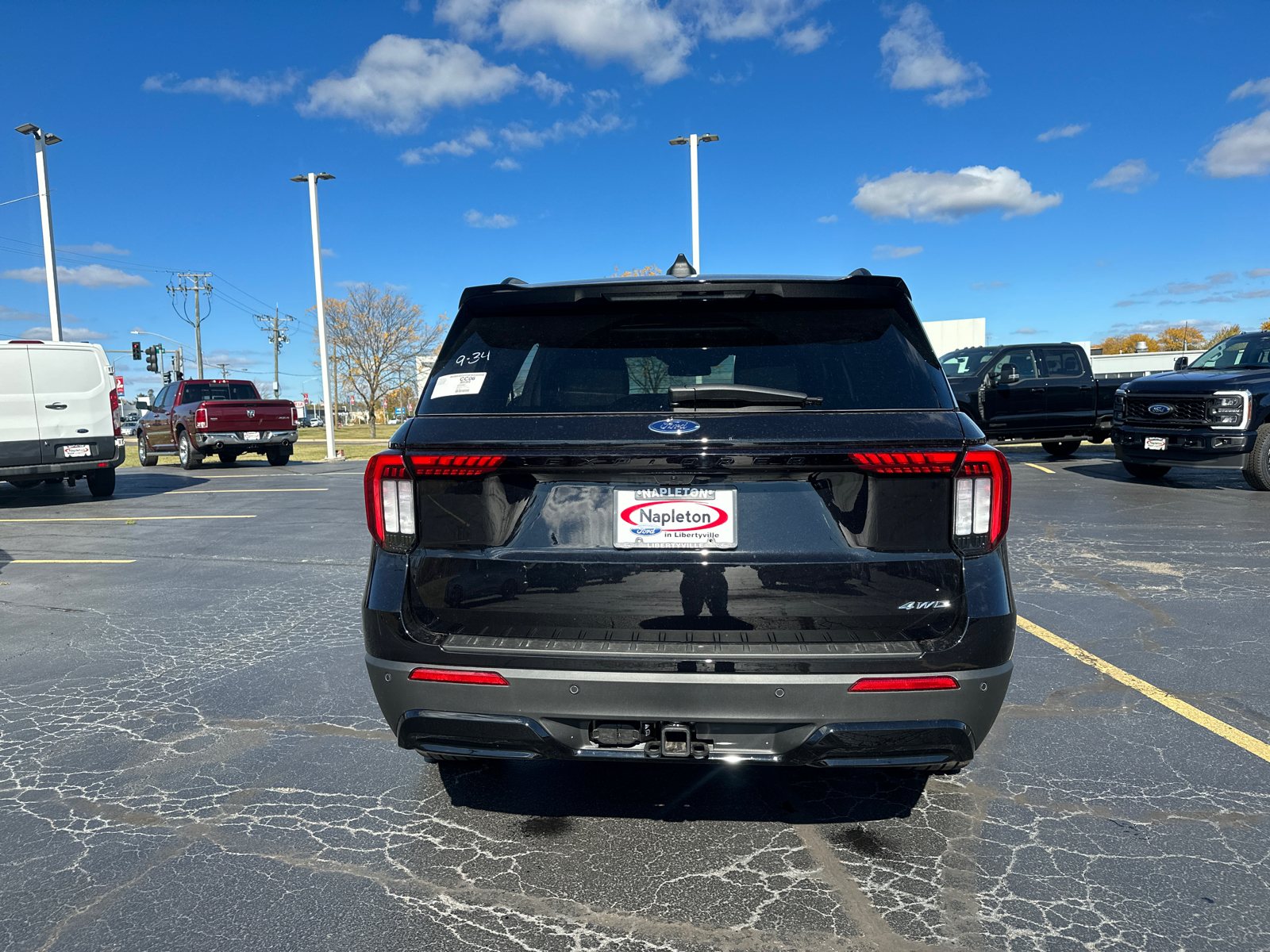 2025 Ford Explorer ST-Line 7