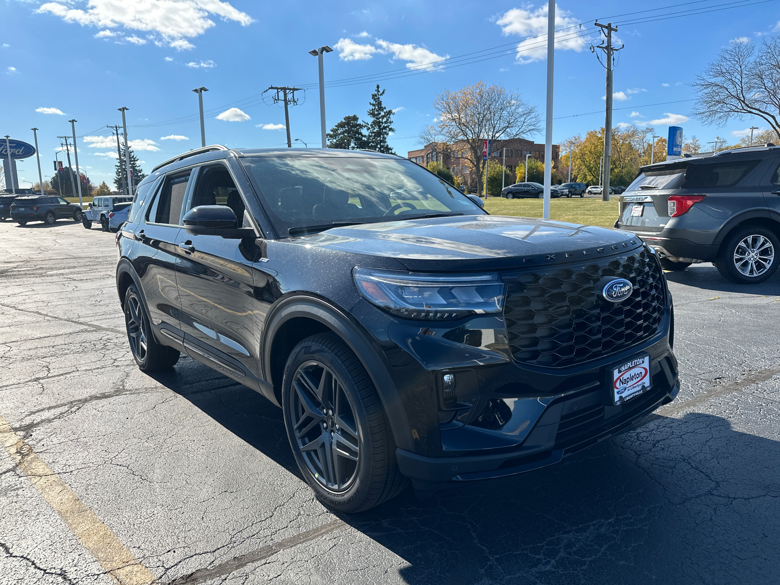 2025 Ford Explorer ST-Line 10