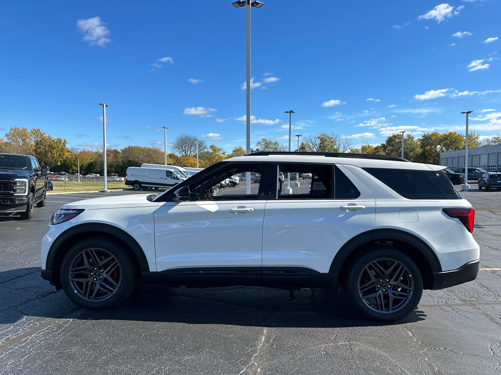 2025 Ford Explorer ST 5