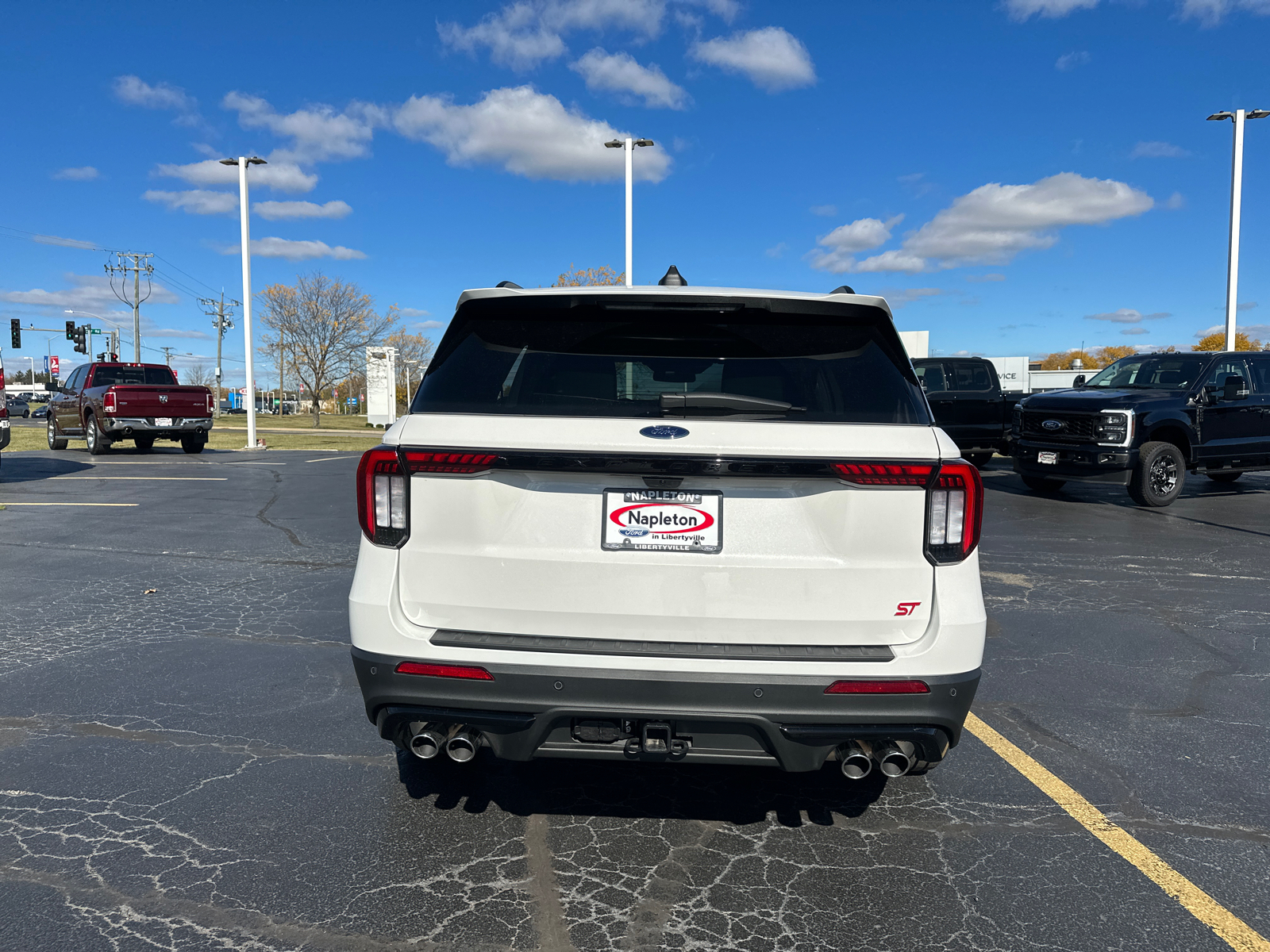 2025 Ford Explorer ST 7