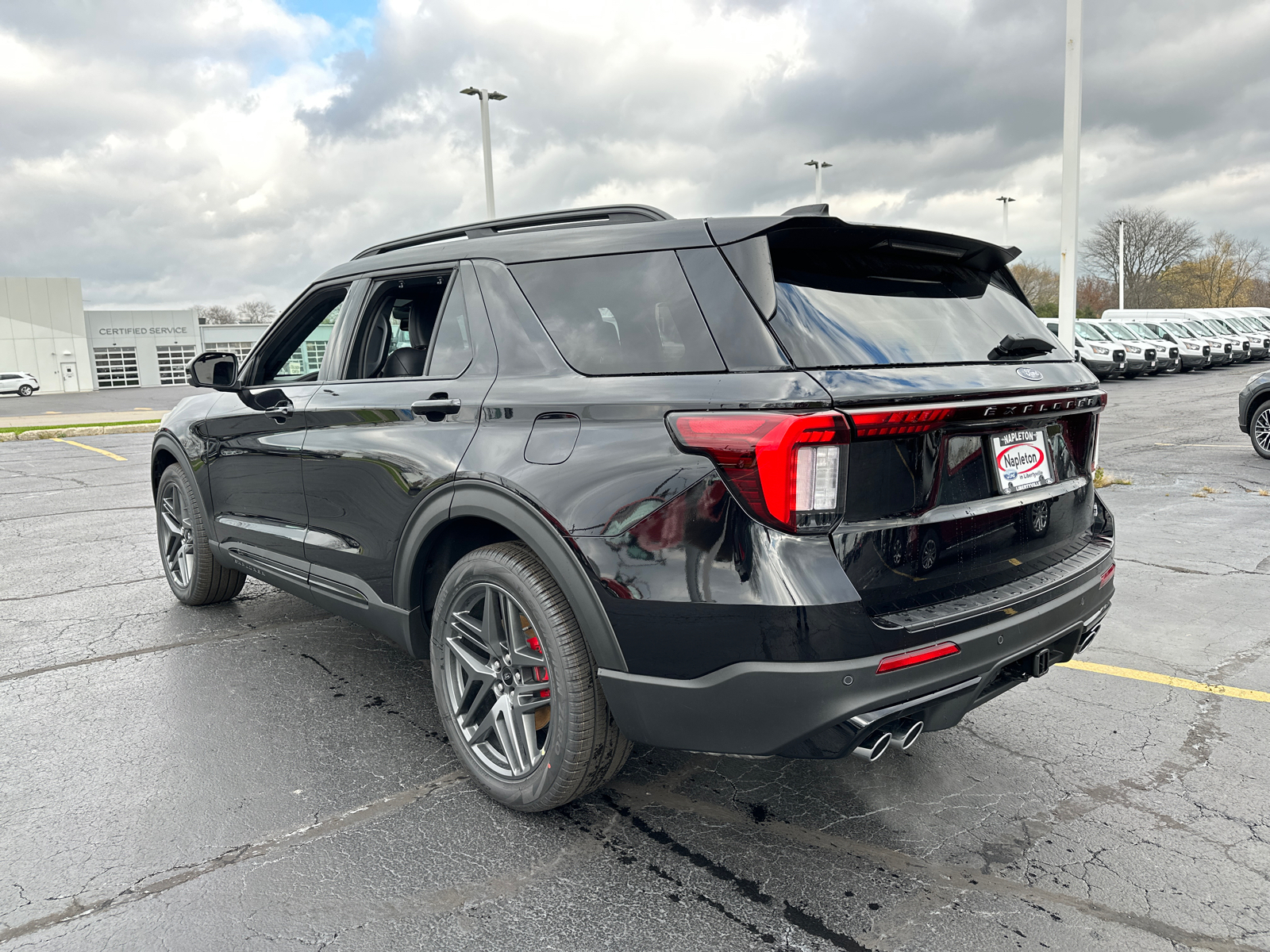 2025 Ford Explorer ST 6