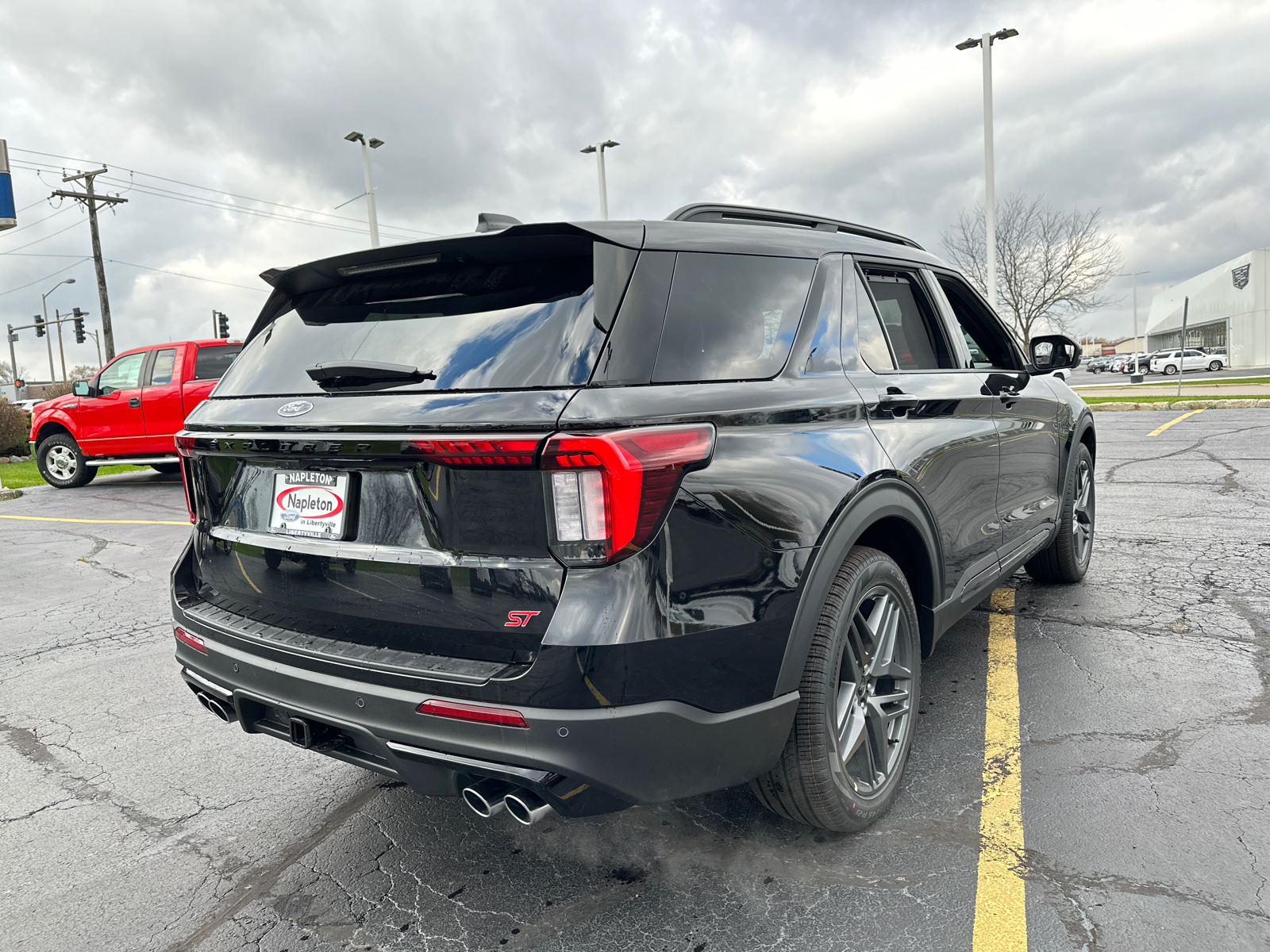 2025 Ford Explorer ST 8