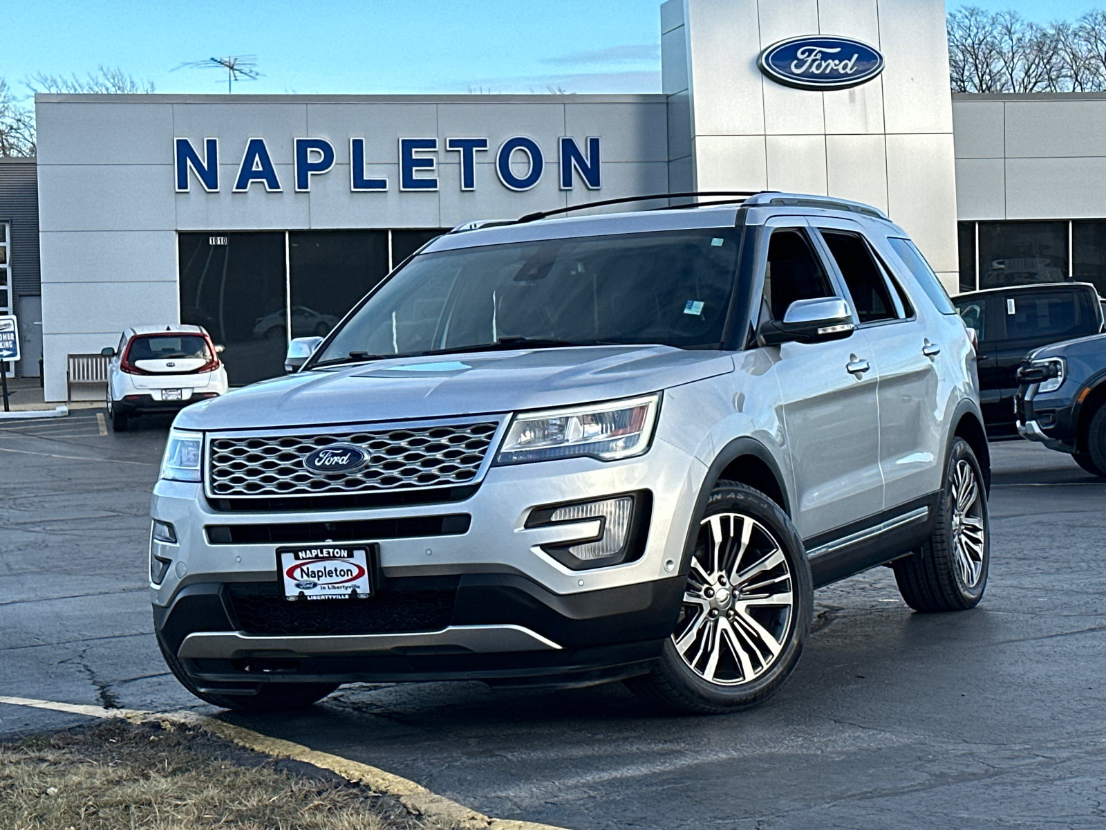 2017 Ford Explorer Platinum 2