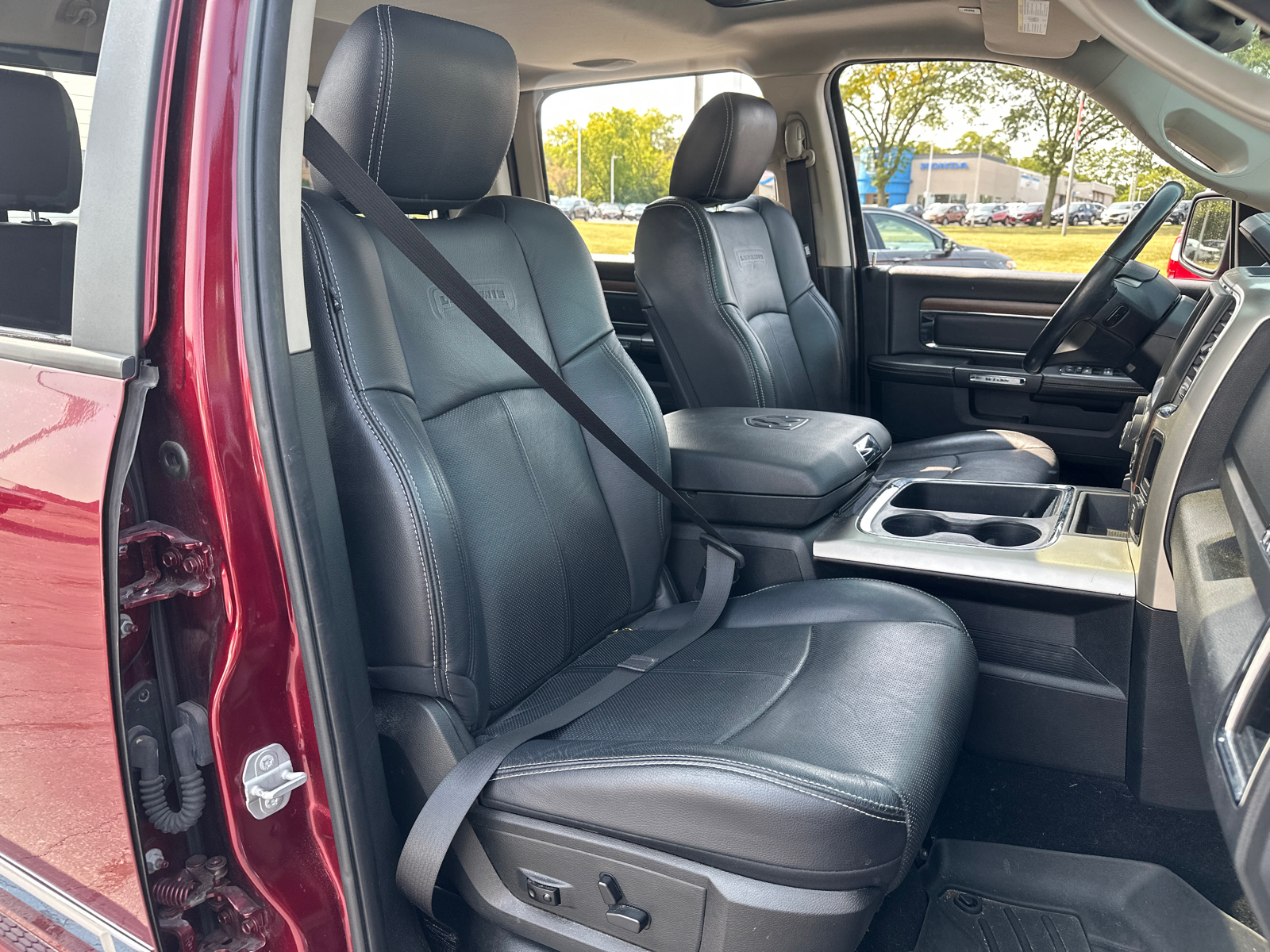 2018 Ram 1500 Laramie 4x4 Crew Cab 57 Box 33