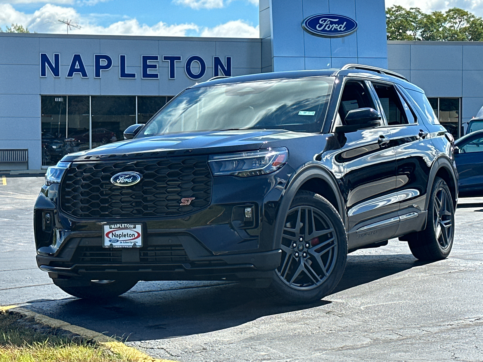 2025 Ford Explorer ST 2