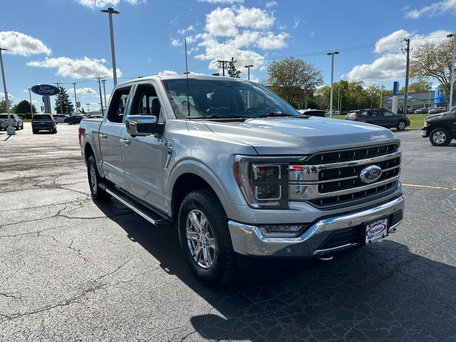 2022 Ford F-150 LARIAT 4WD SuperCrew 5.5 Box 10