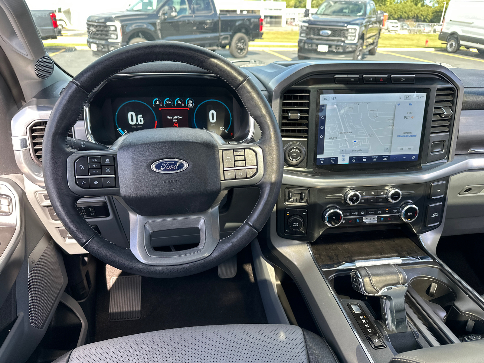 2022 Ford F-150 LARIAT 4WD SuperCrew 5.5 Box 17