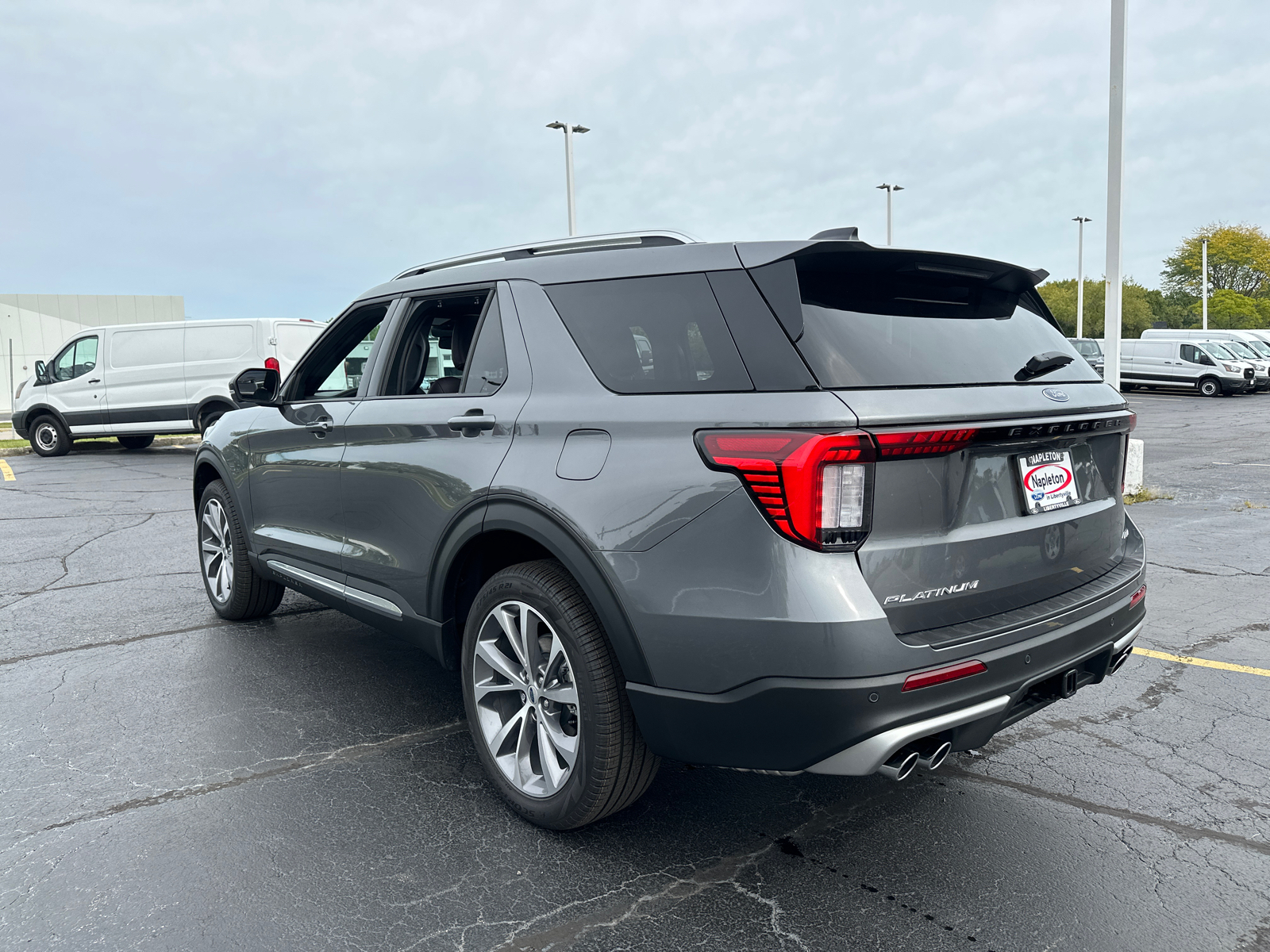 2025 Ford Explorer Platinum 6