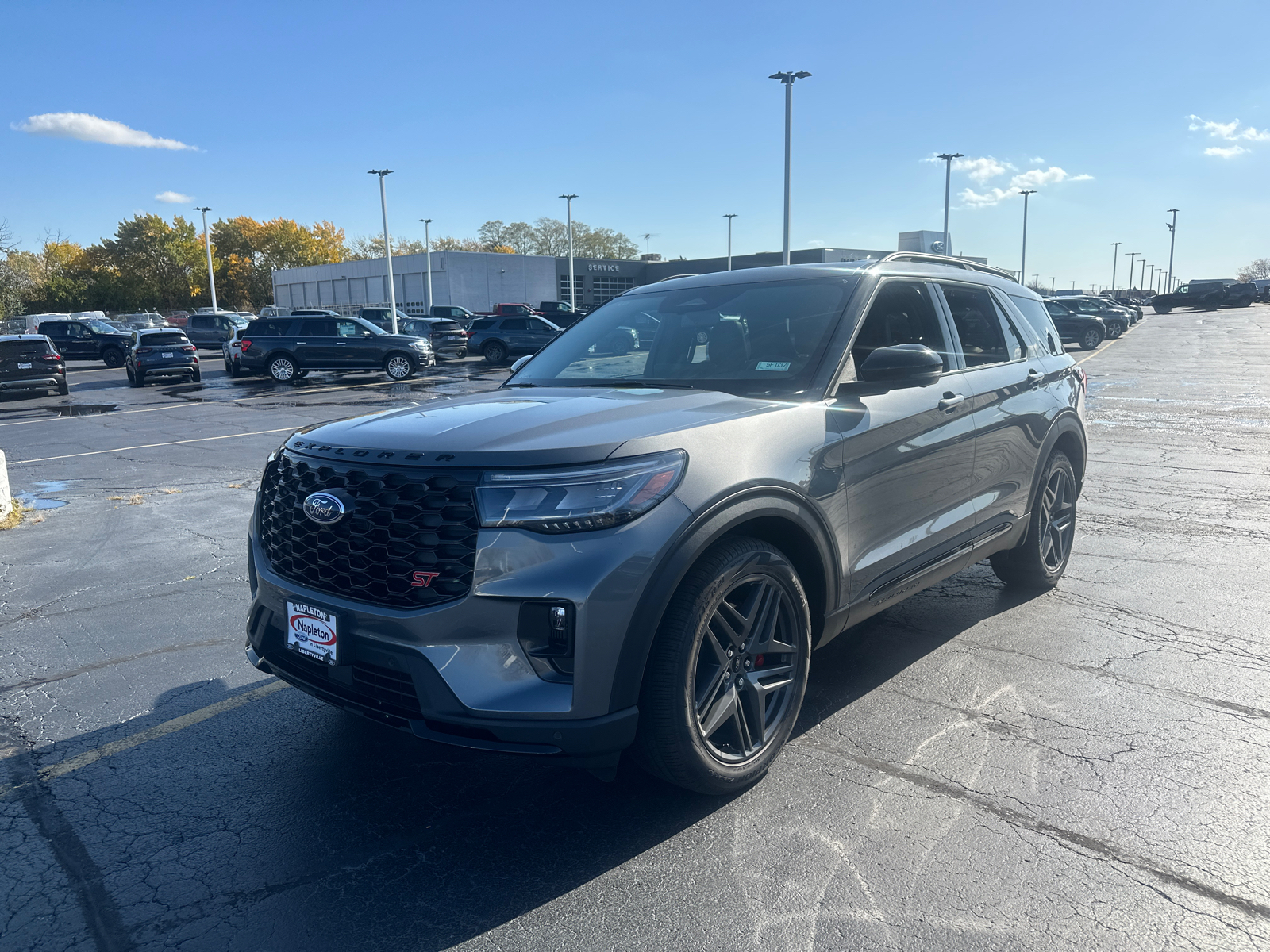 2025 Ford Explorer ST 4