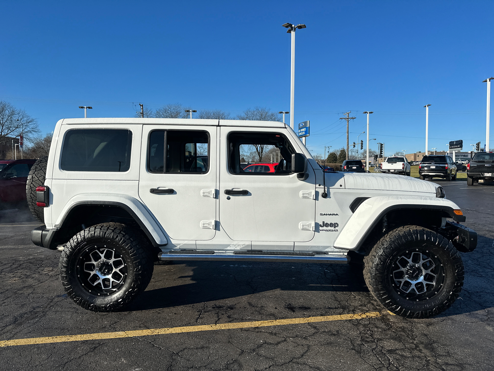 2018 Jeep Wrangler Unlimited Sahara 9