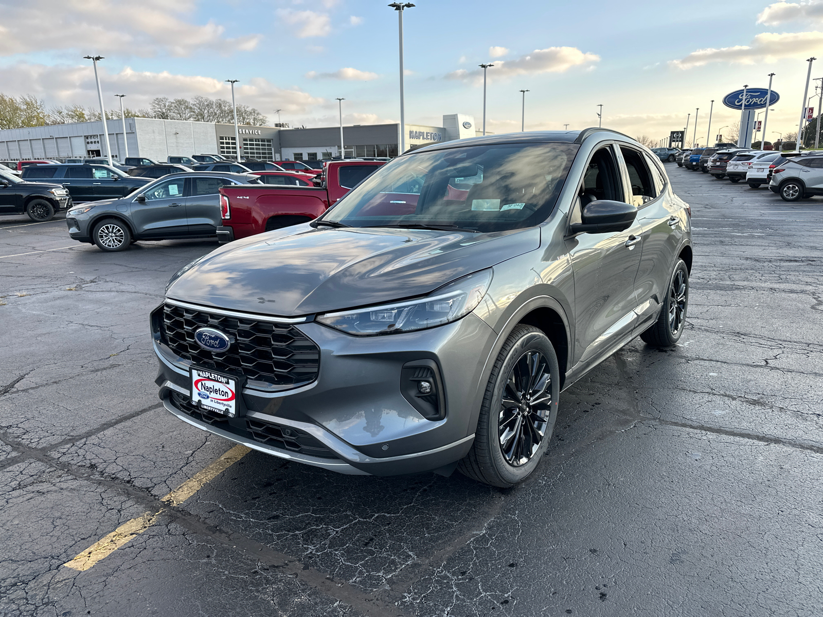 2025 Ford Escape ST-Line Elite 4