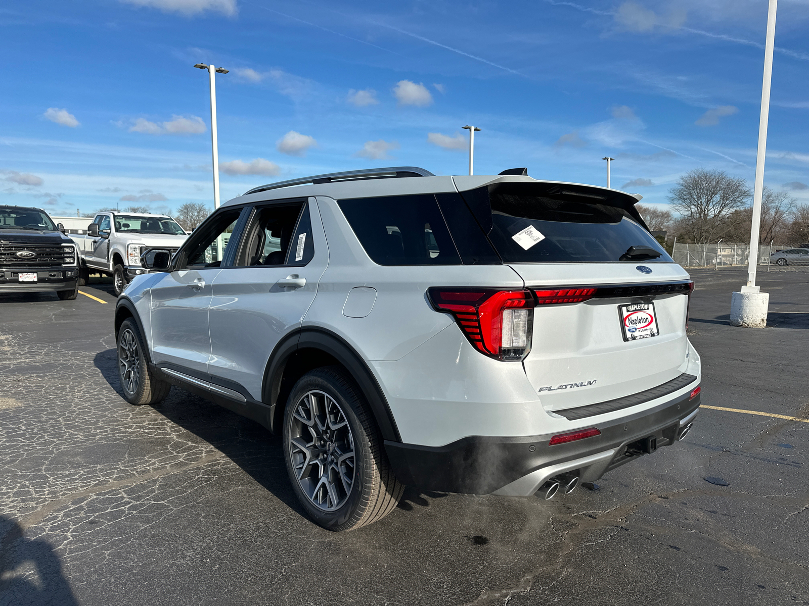 2025 Ford Explorer Platinum 6