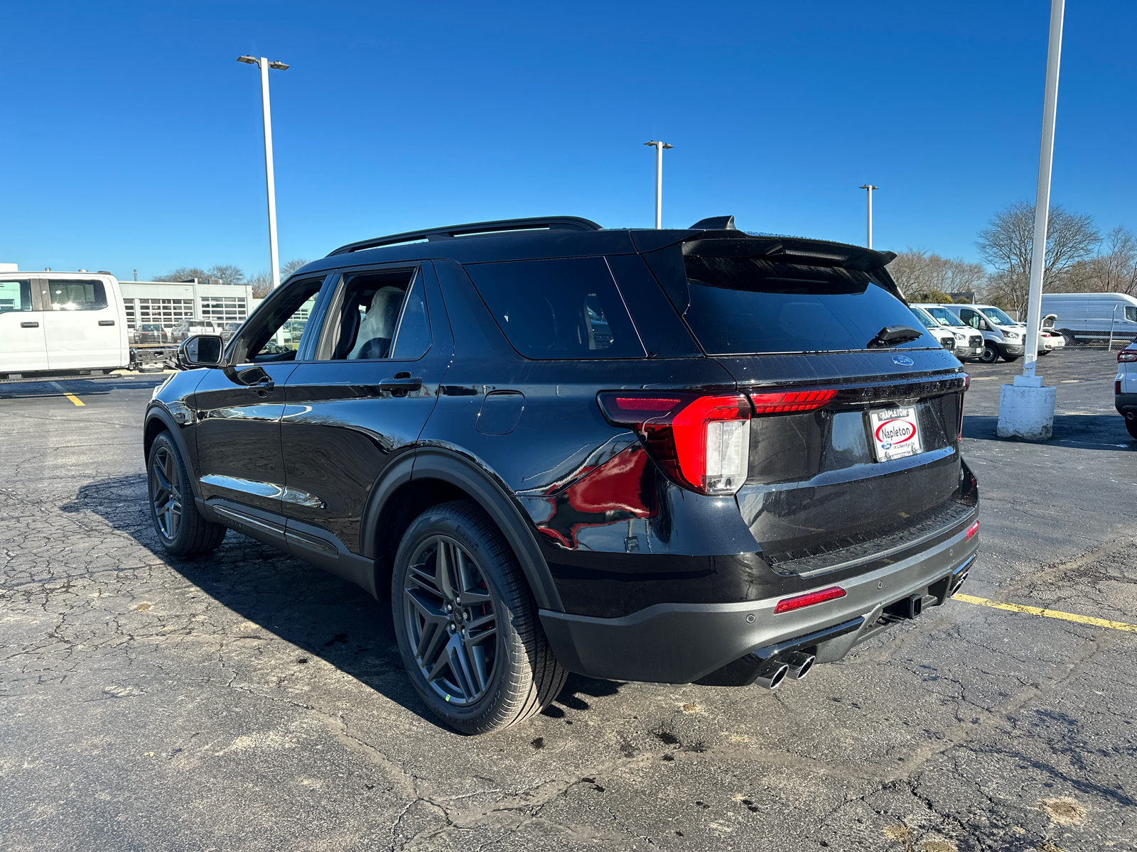 2025 Ford Explorer ST 6