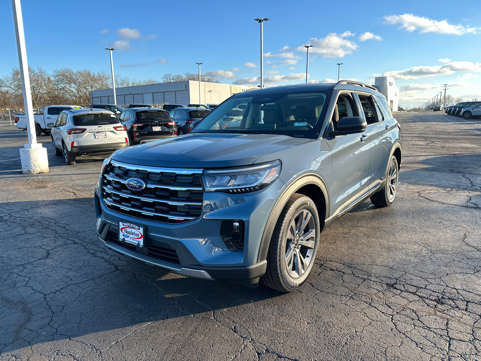 2025 Ford Explorer Active 4