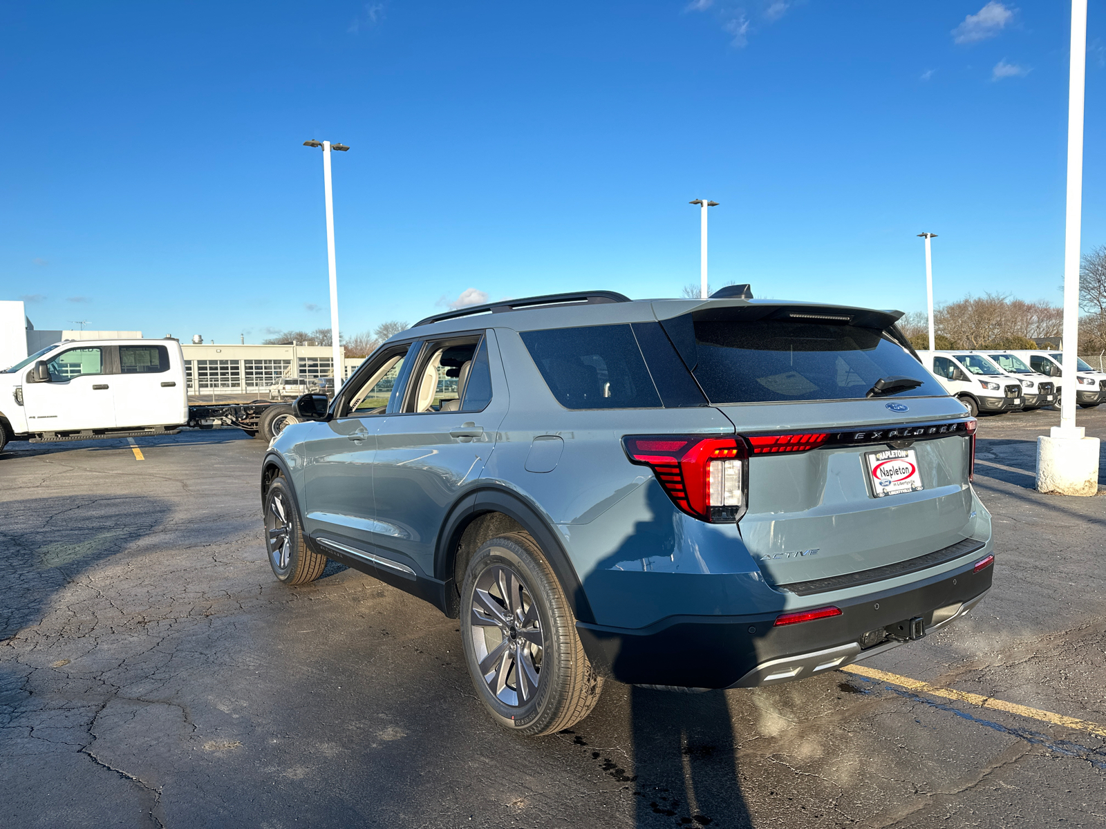 2025 Ford Explorer Active 6