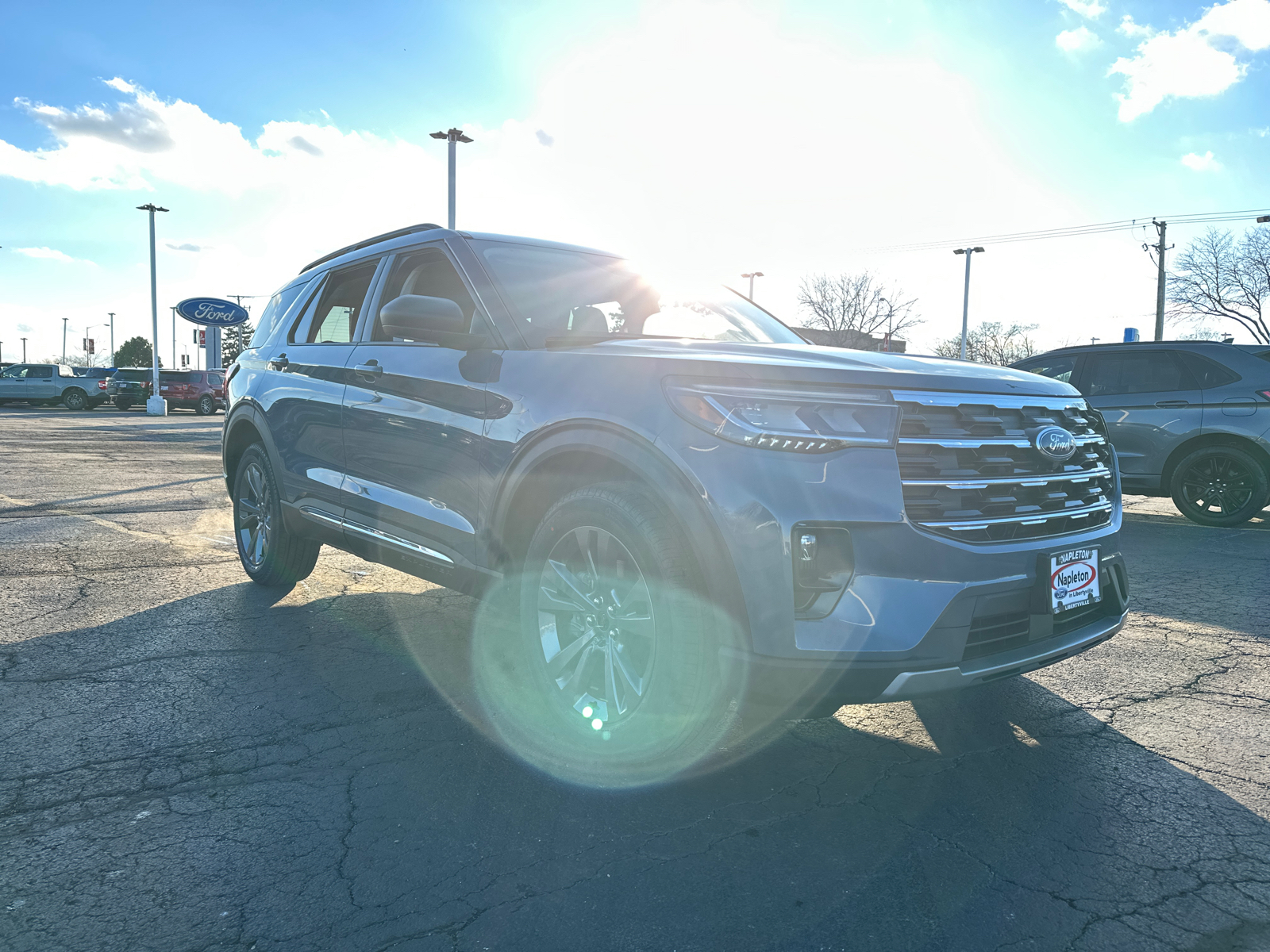 2025 Ford Explorer Active 10