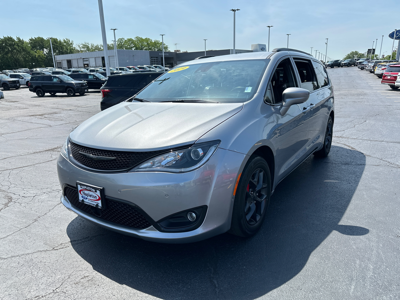 2019 Chrysler Pacifica Touring L Plus 4