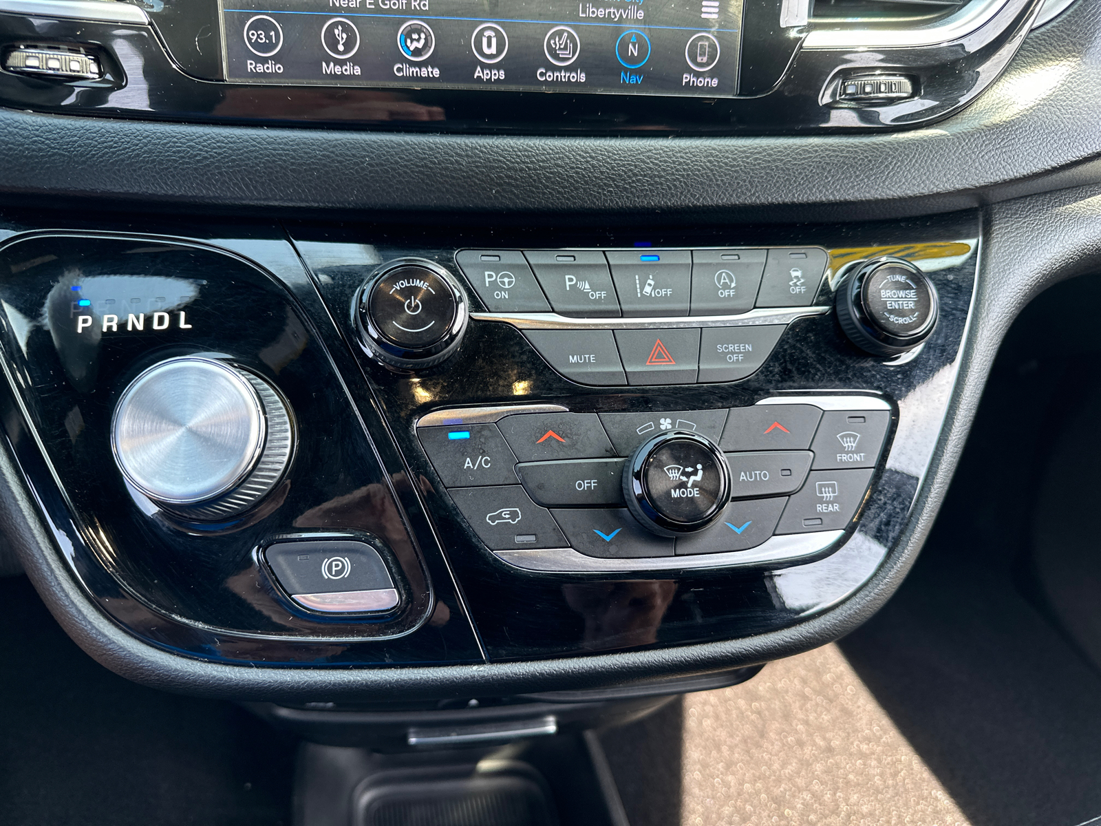 2019 Chrysler Pacifica Touring L Plus 23