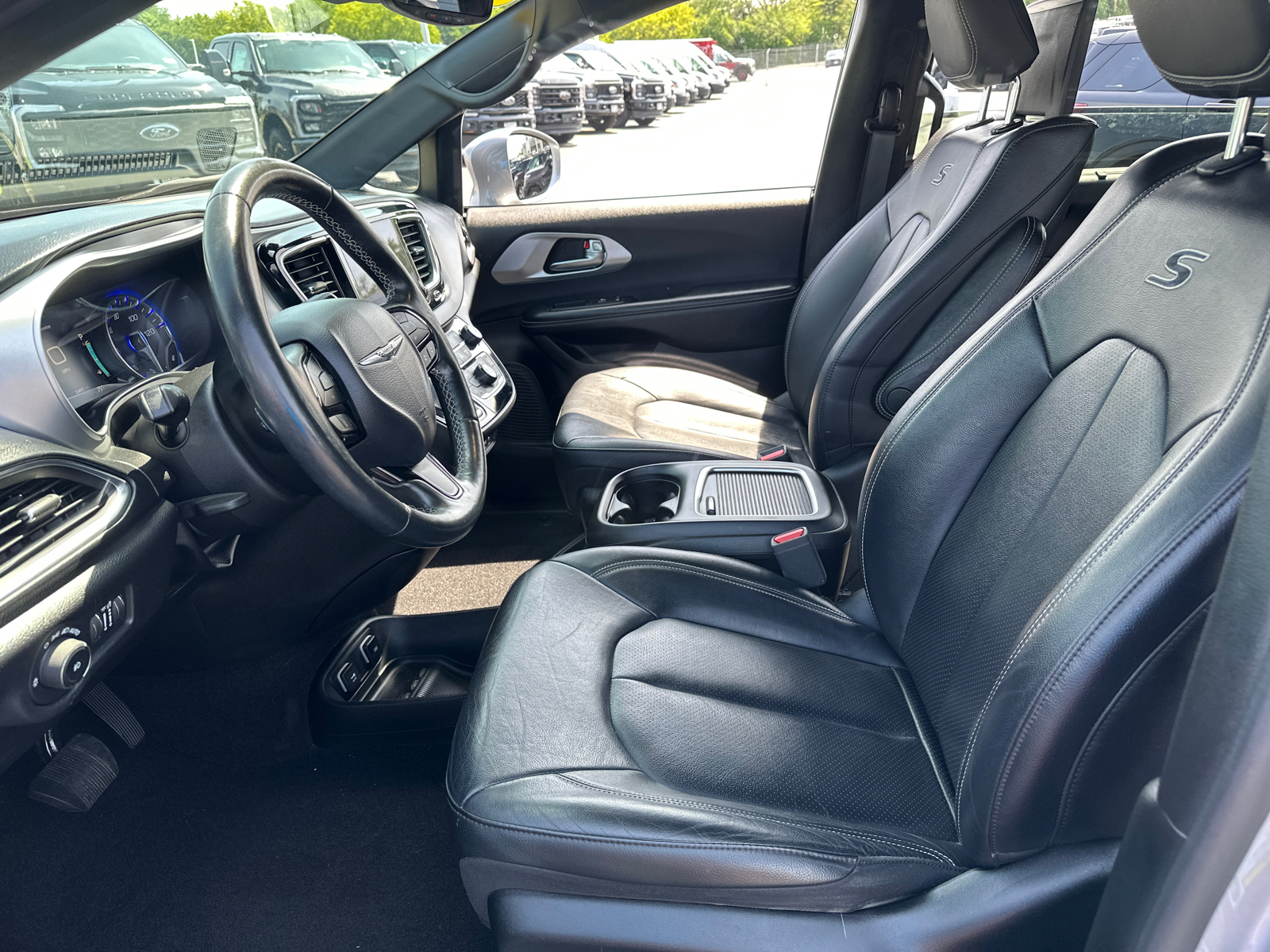 2019 Chrysler Pacifica Touring L Plus 26