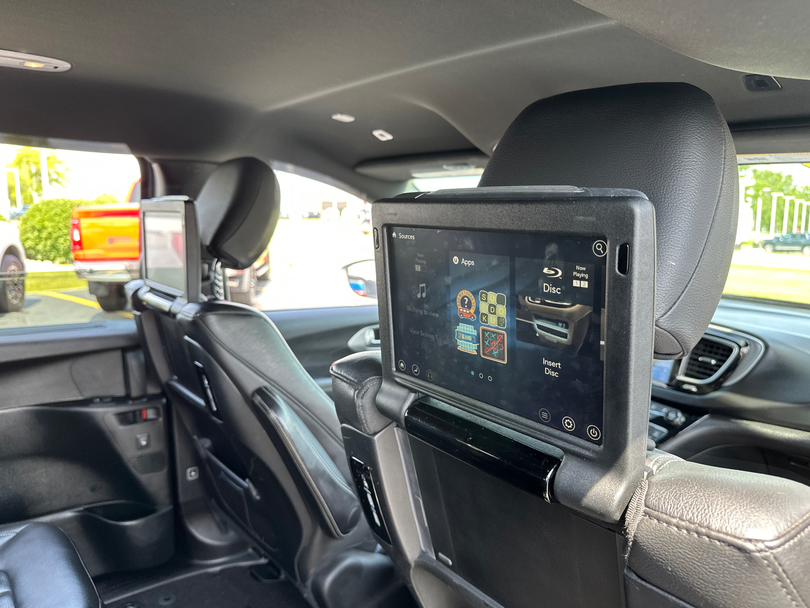 2019 Chrysler Pacifica Touring L Plus 35