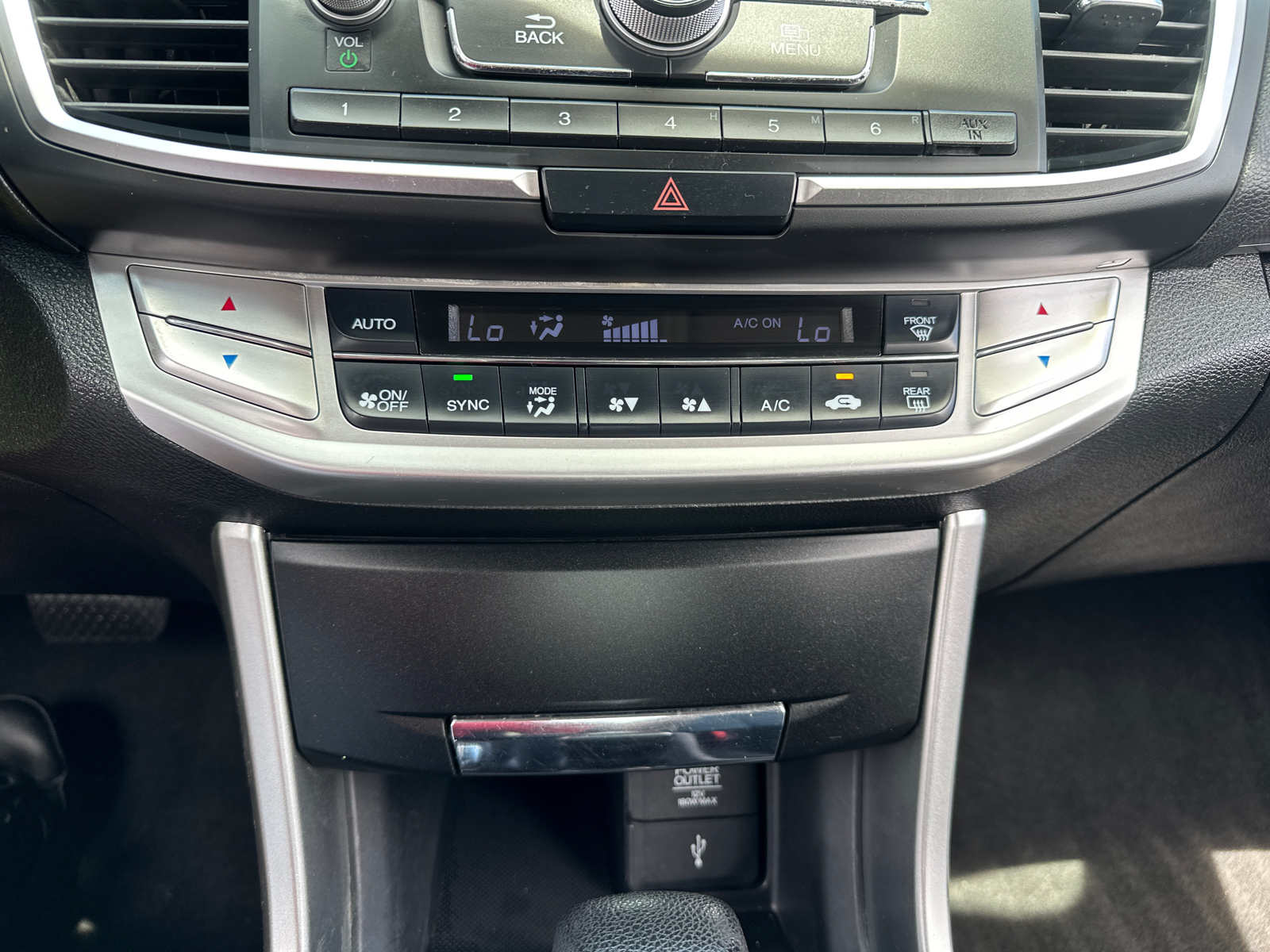 2014 Honda Accord LX 23