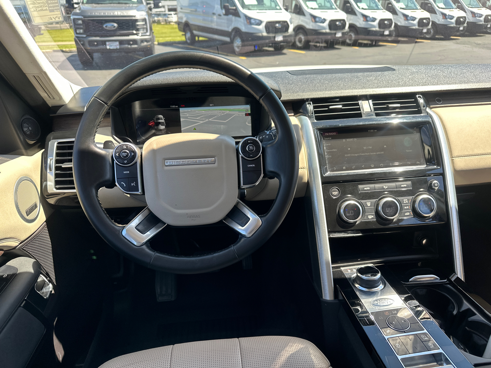 2018 Land Rover Discovery HSE 16