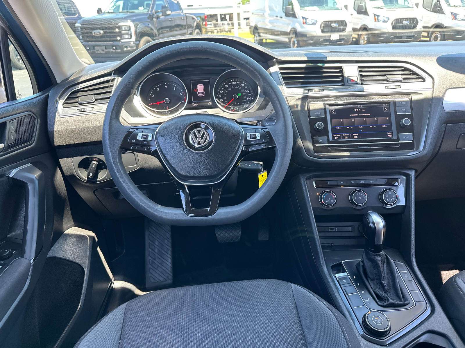 2019 Volkswagen Tiguan S 16