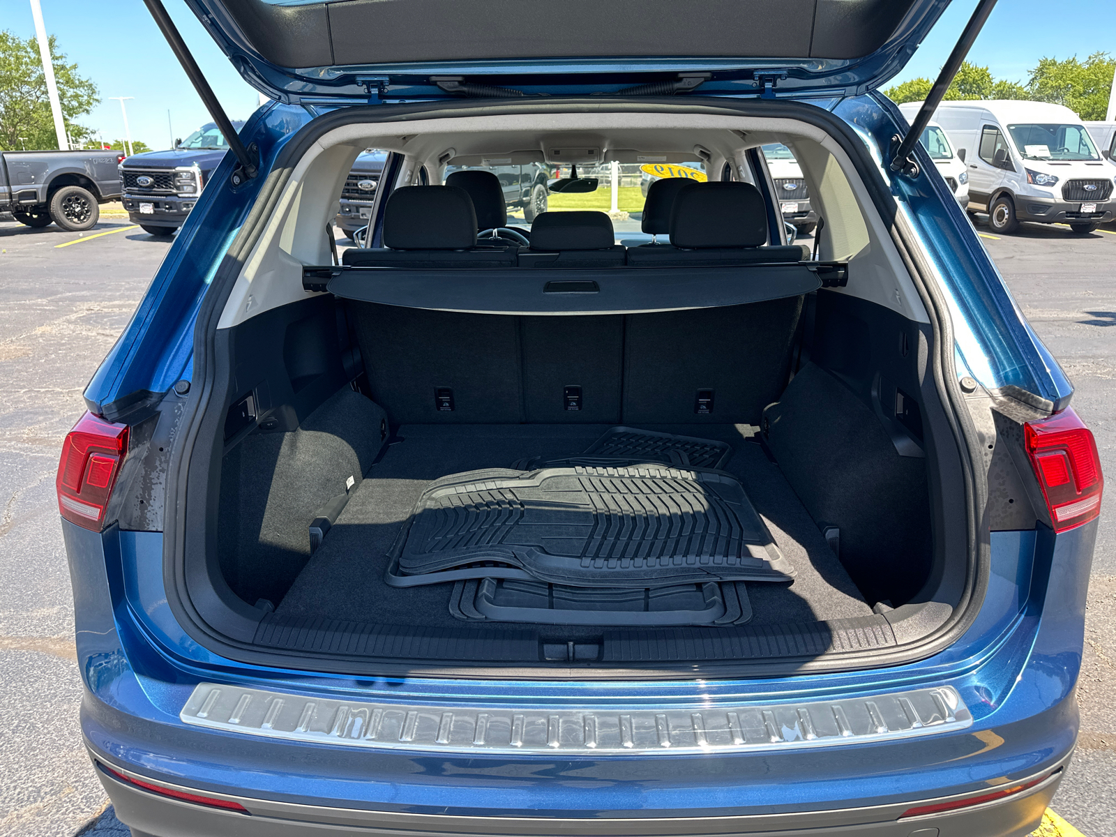 2019 Volkswagen Tiguan S 31