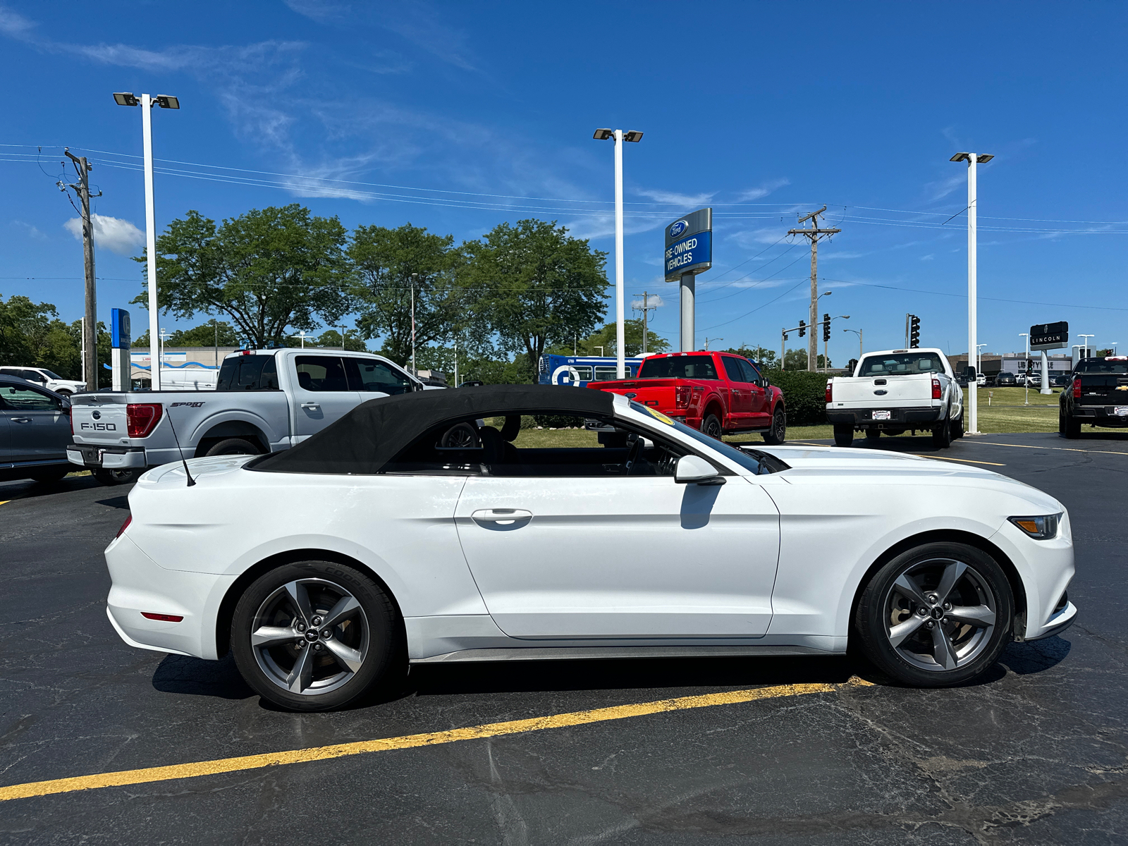 2015 Ford Mustang V6 9