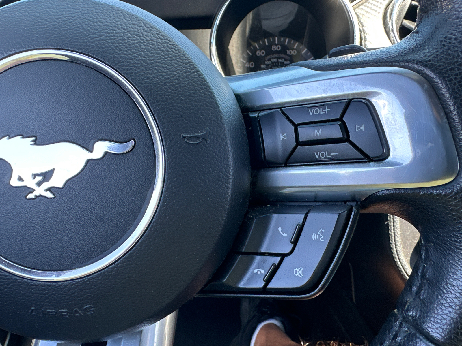 2015 Ford Mustang V6 18