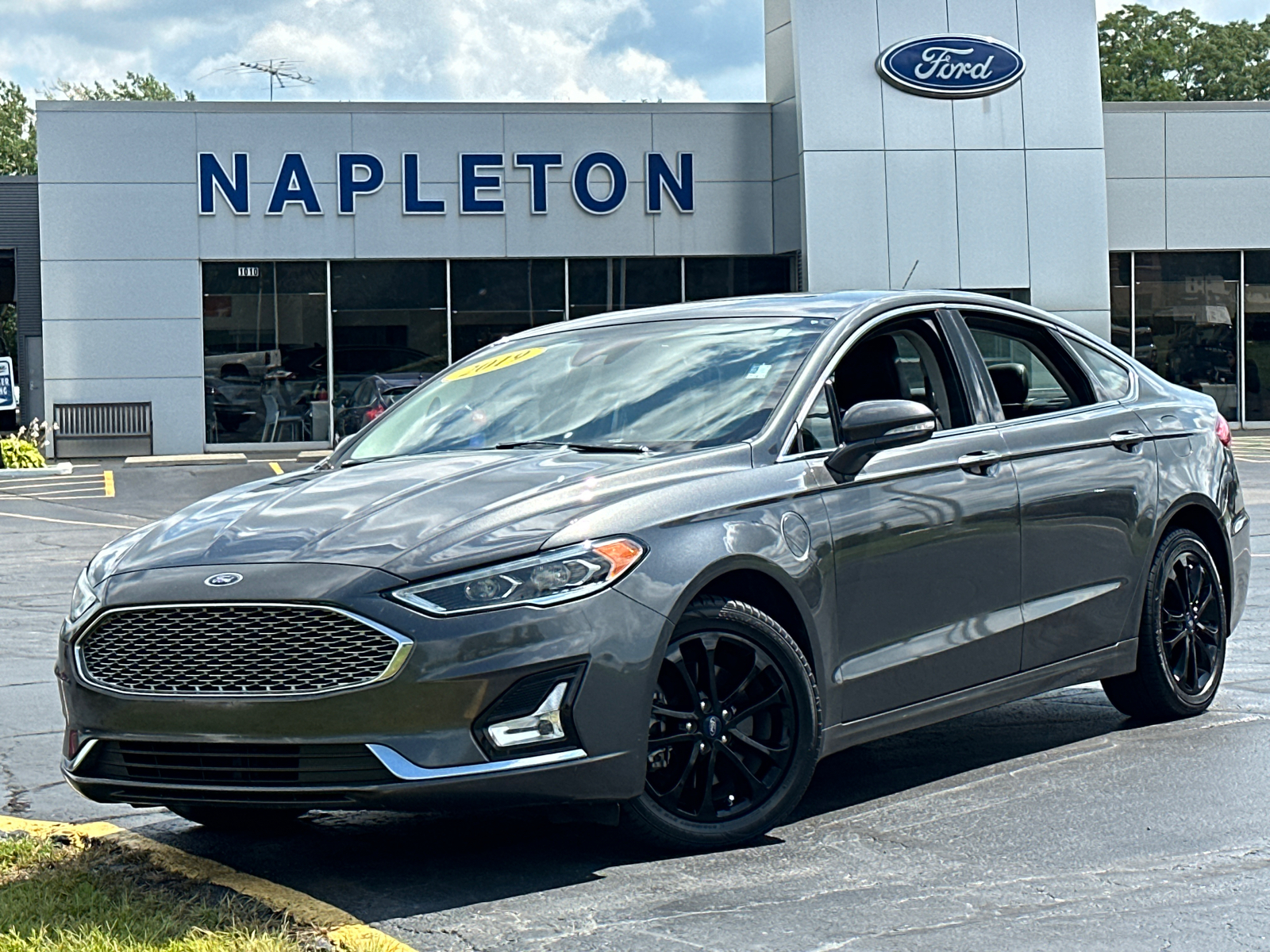 2019 Ford Fusion Energi Titanium 1