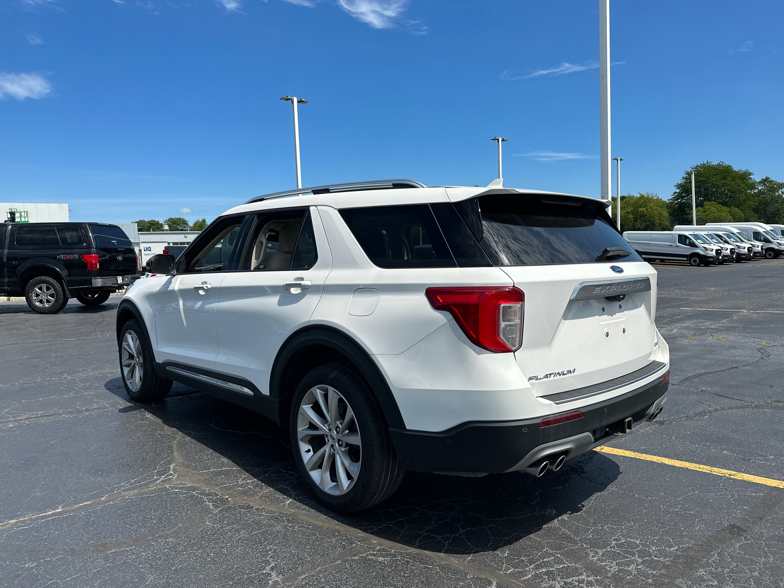 2022 Ford Explorer Platinum 6