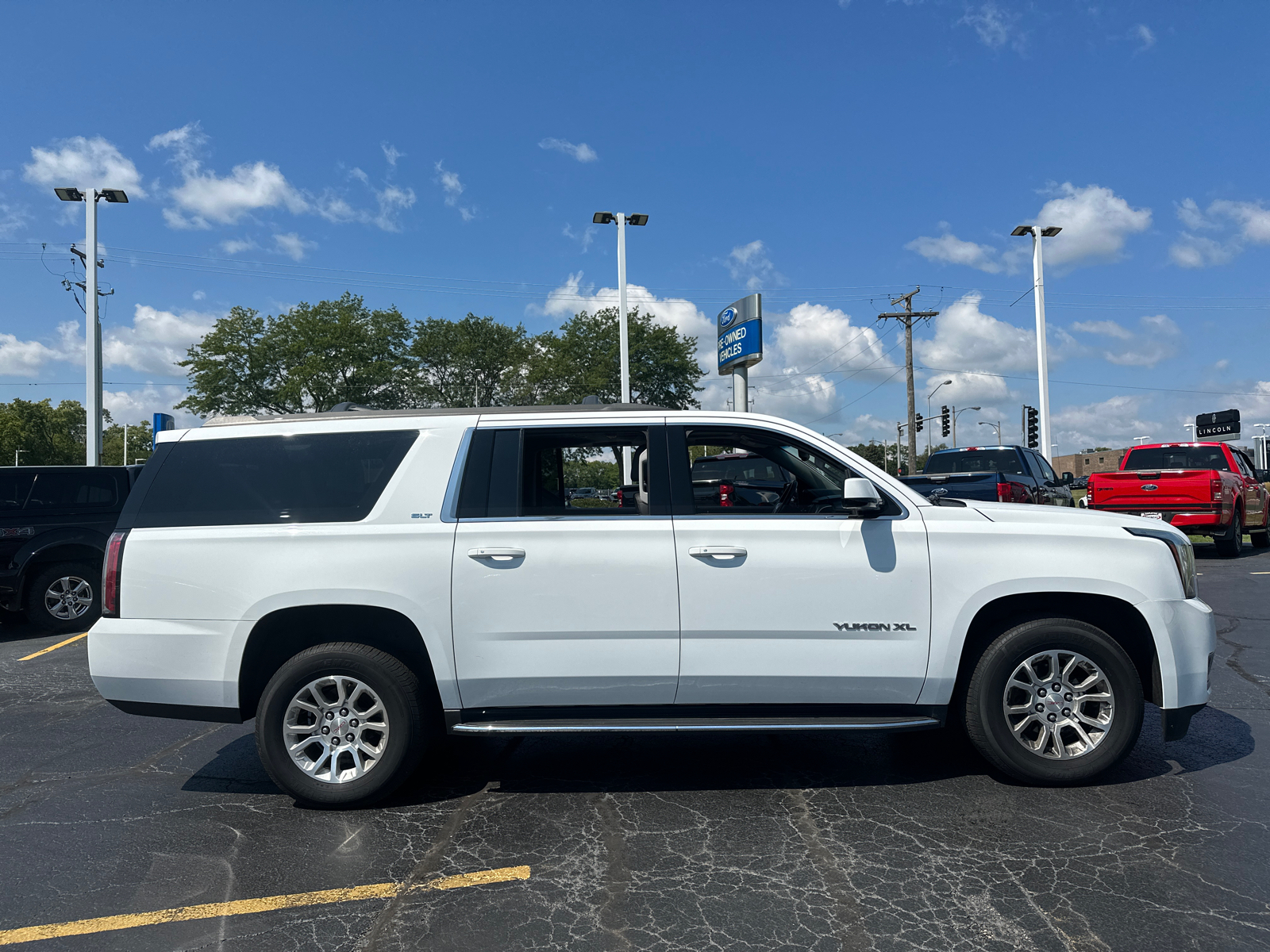 2018 GMC Yukon XL SLT 9