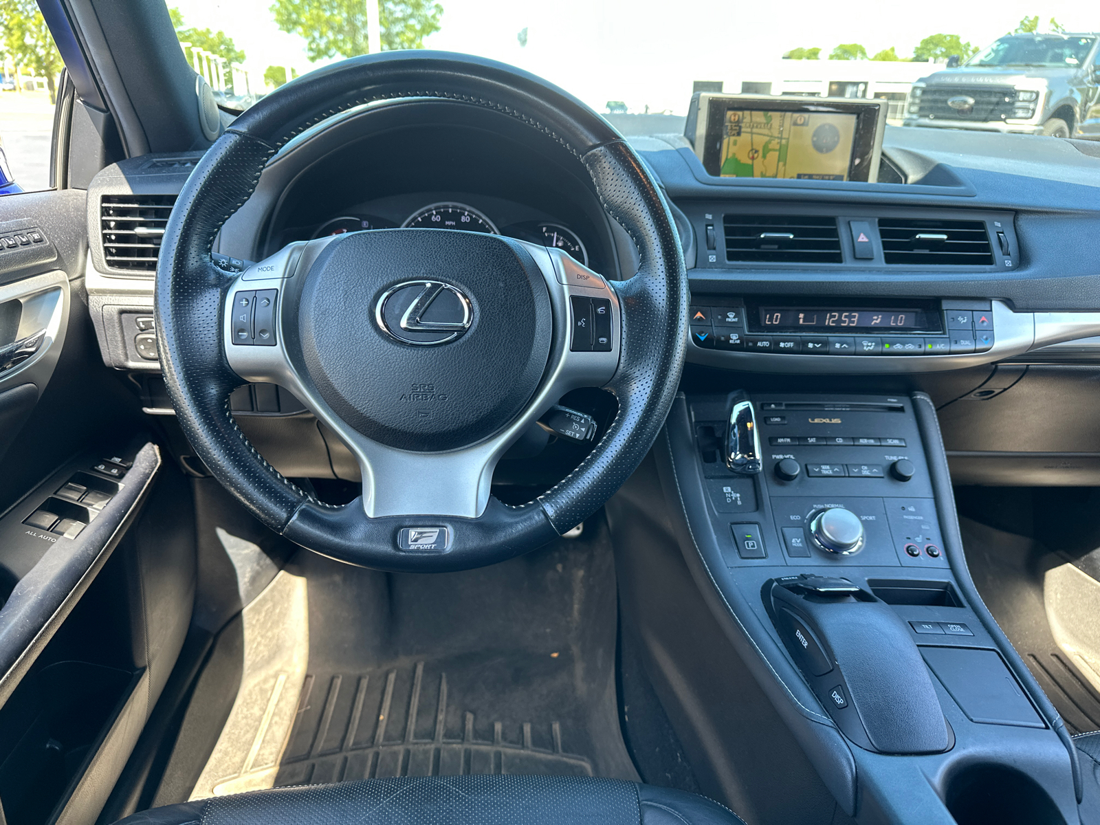 2012 Lexus CT 200h Premium 16