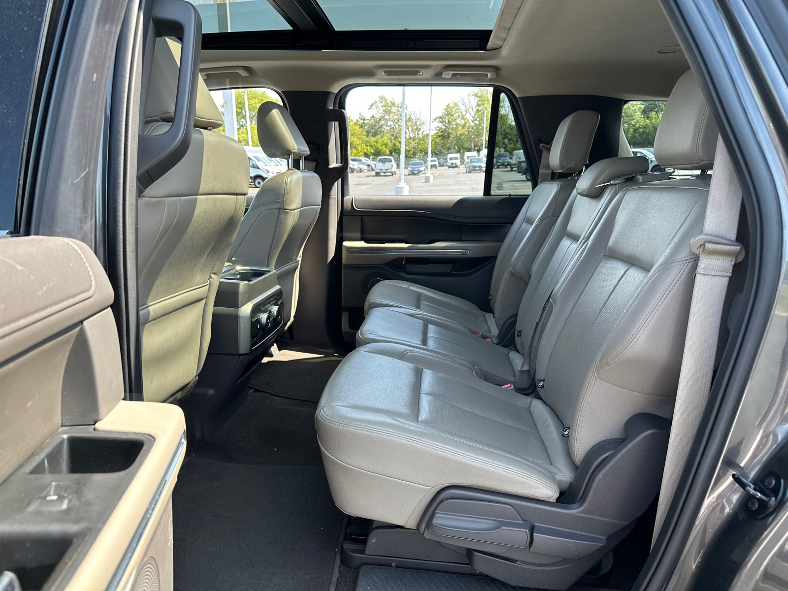 2021 Ford Expedition Max XLT 32