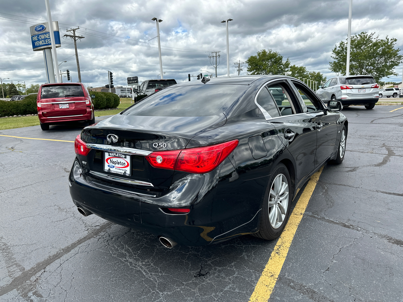 2014 INFINITI Q50 Premium 8