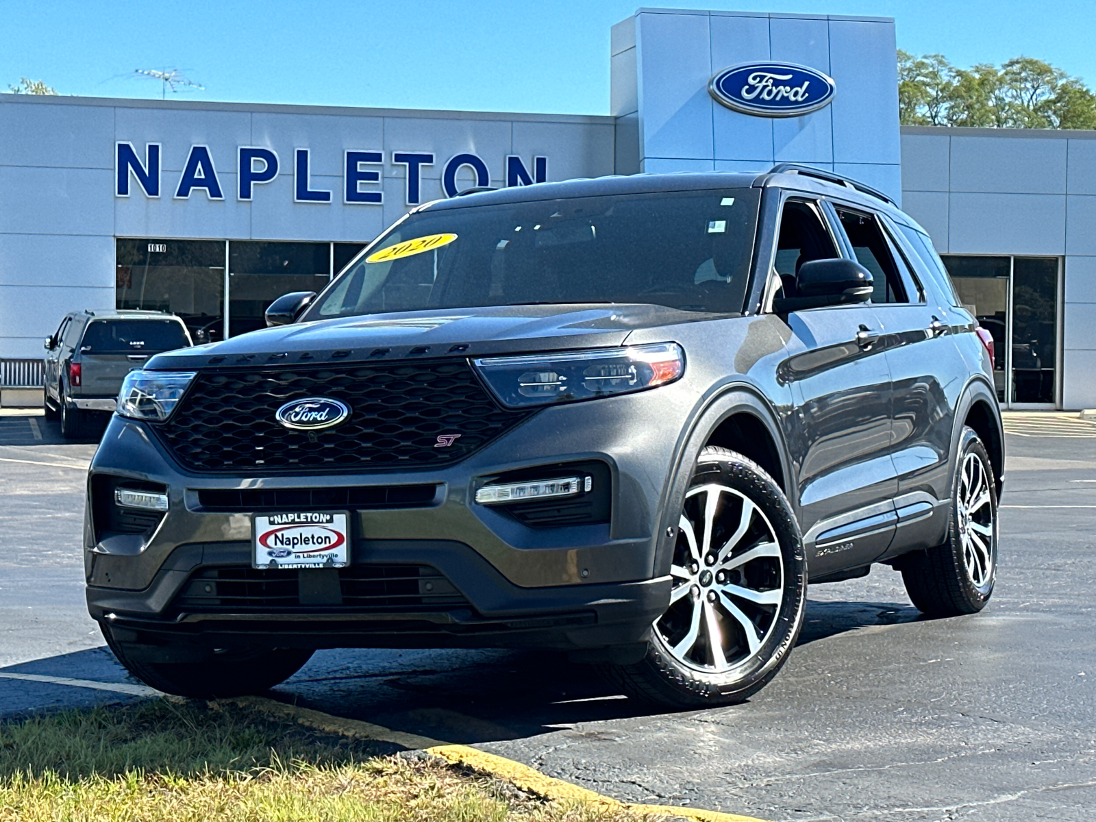 2020 Ford Explorer ST 1