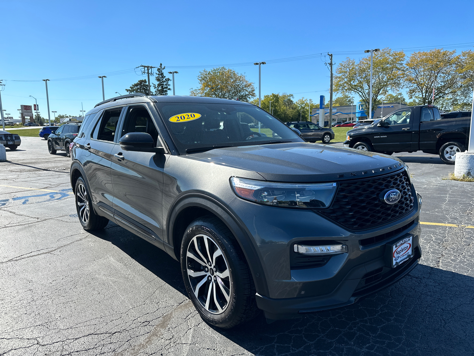 2020 Ford Explorer ST 10