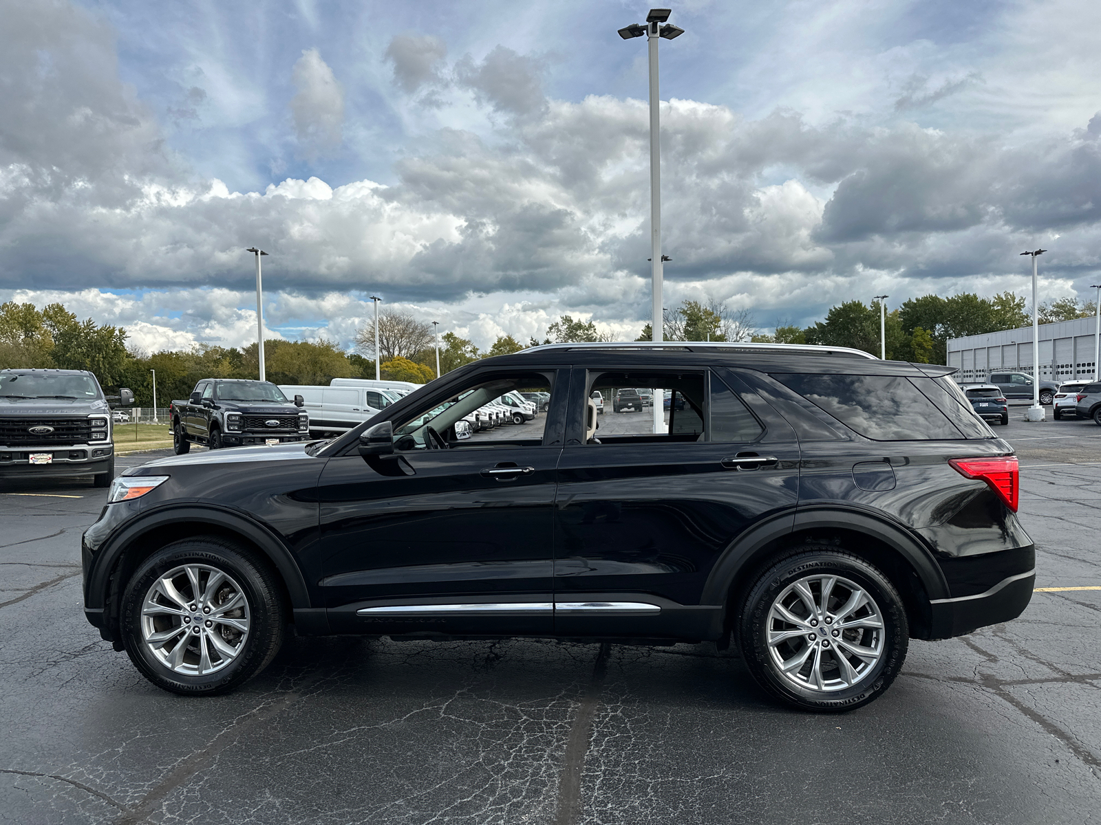 2020 Ford Explorer Limited 5