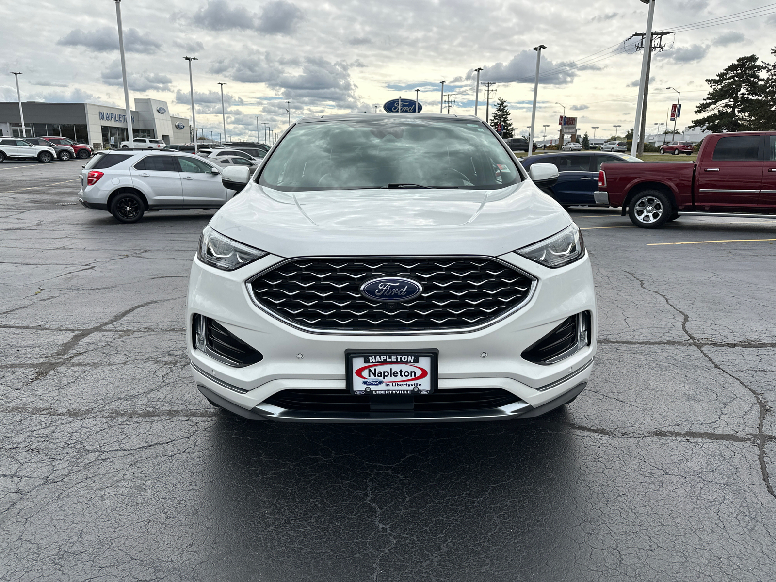 2021 Ford Edge Titanium 3