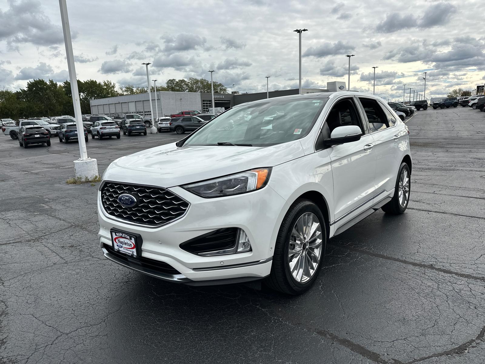 2021 Ford Edge Titanium 4