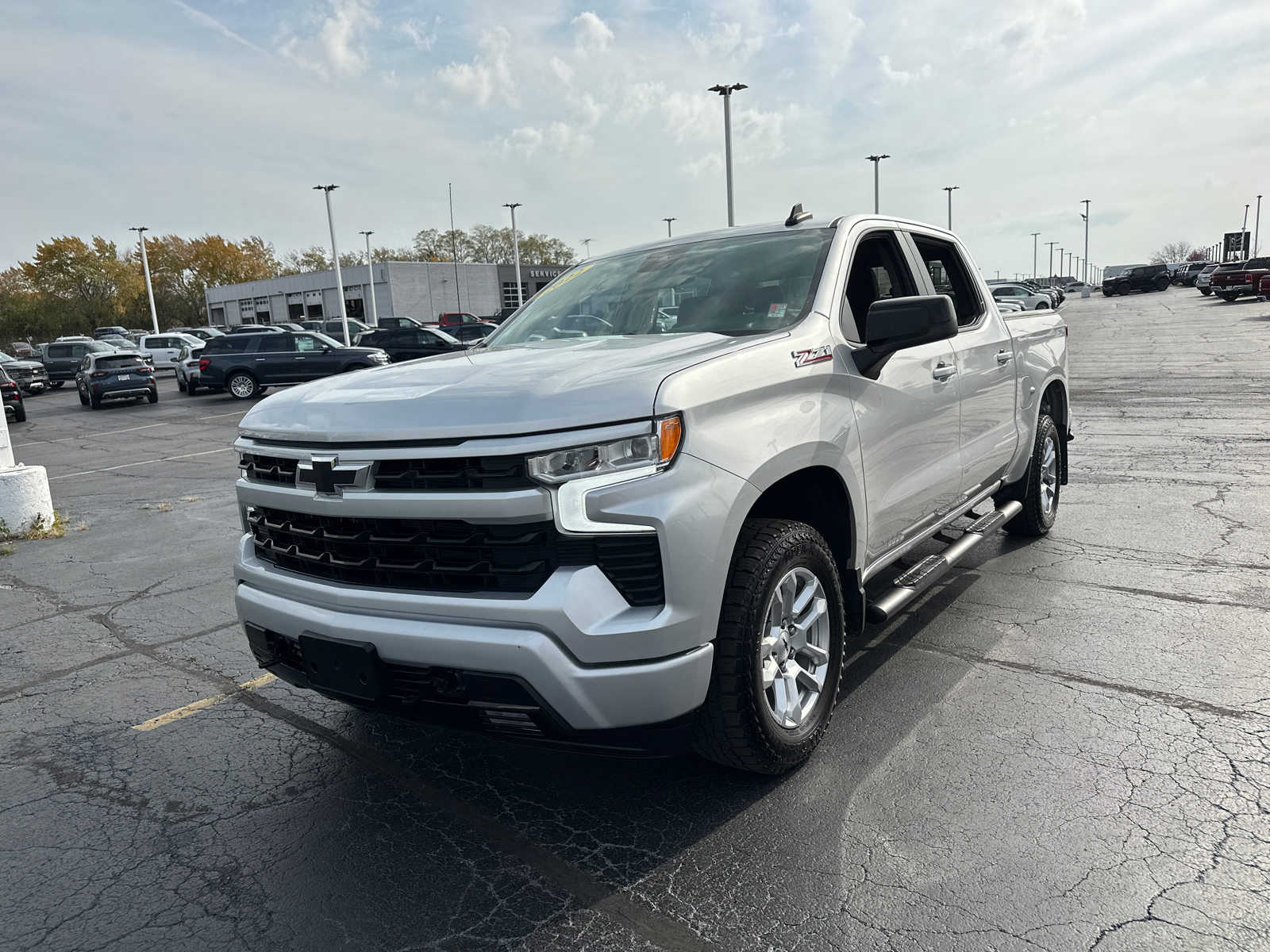 2022 Chevrolet Silverado 1500 RST 4WD Crew Cab 147 4