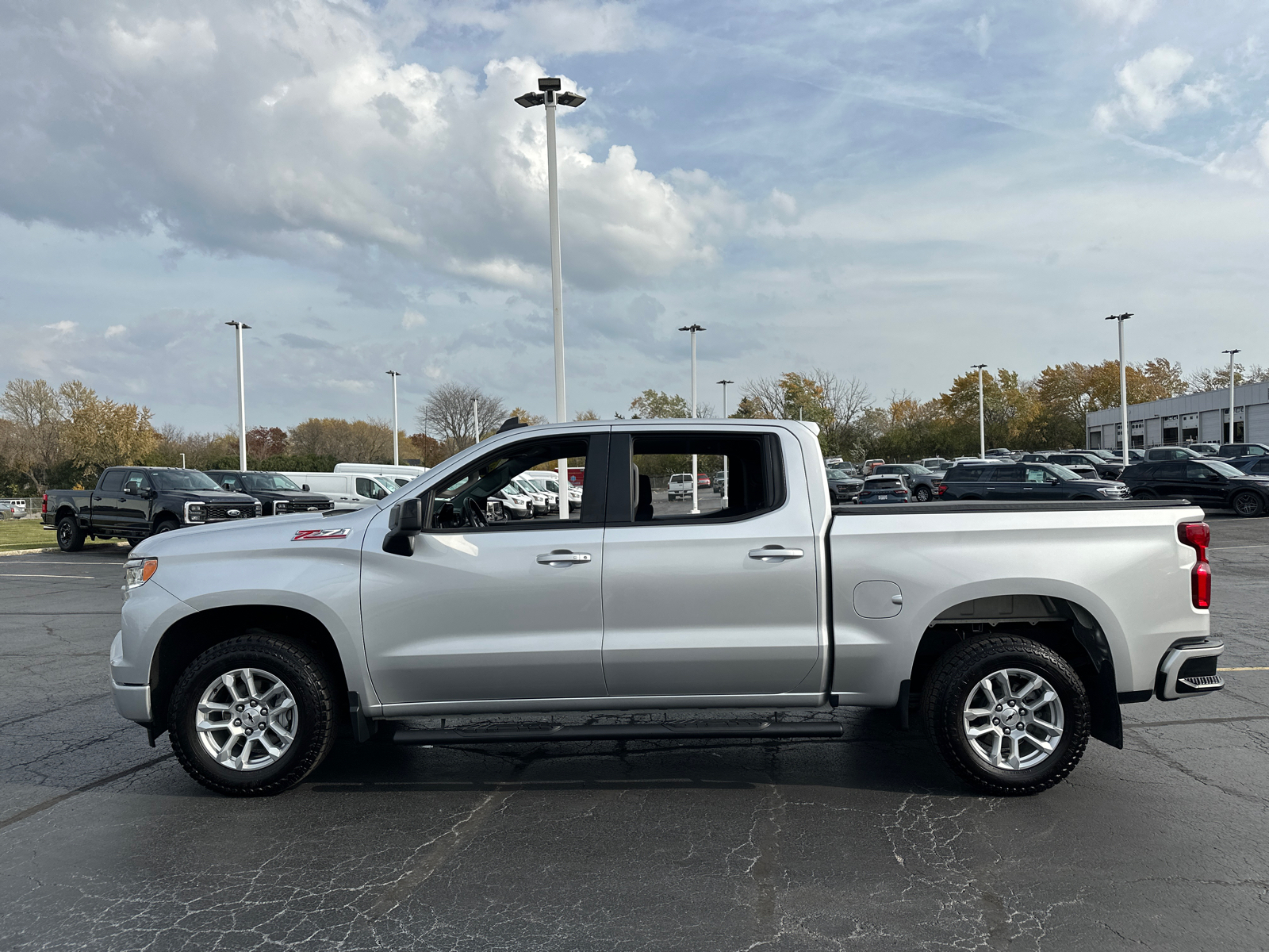 2022 Chevrolet Silverado 1500 RST 4WD Crew Cab 147 5