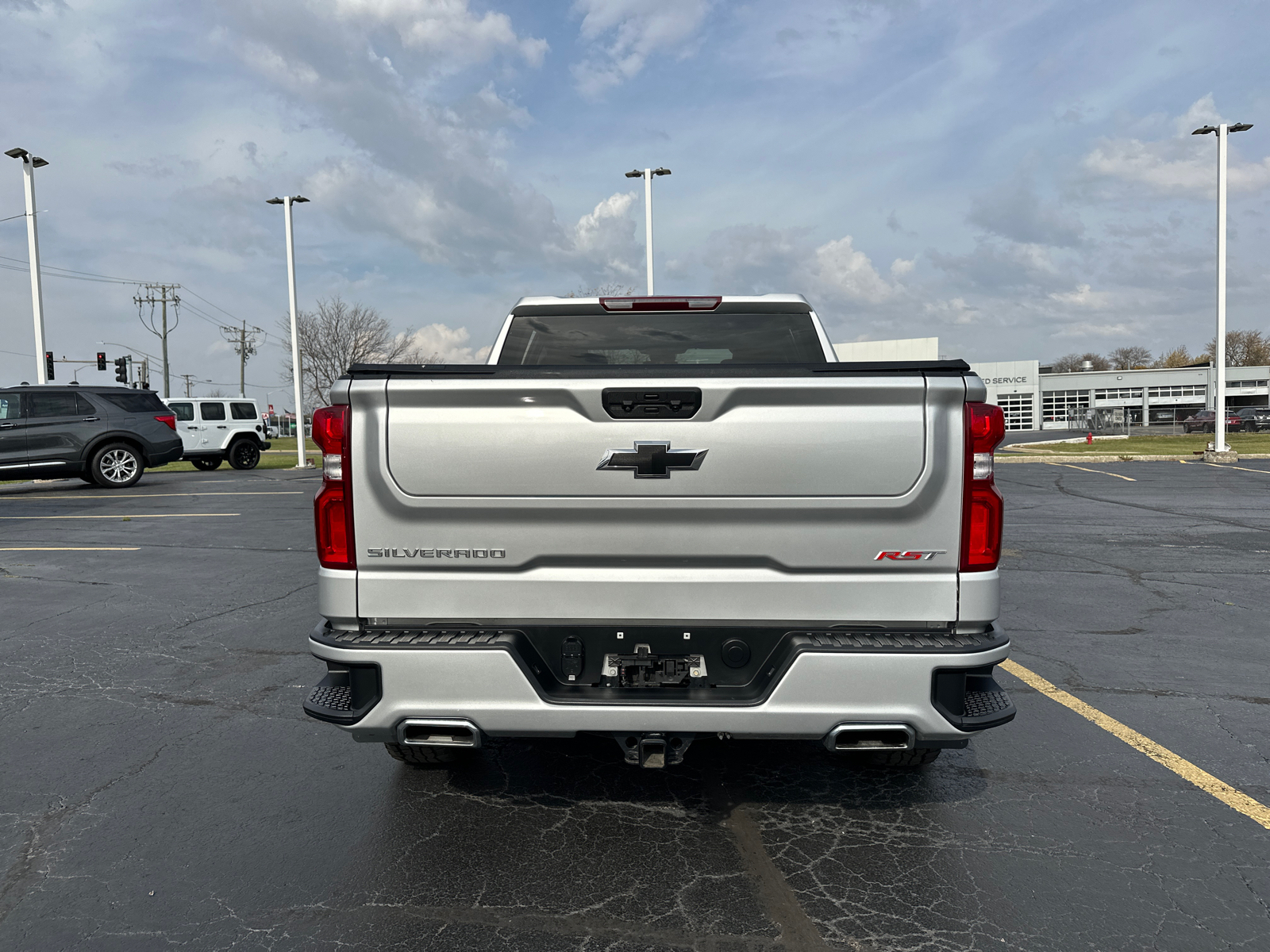 2022 Chevrolet Silverado 1500 RST 4WD Crew Cab 147 7