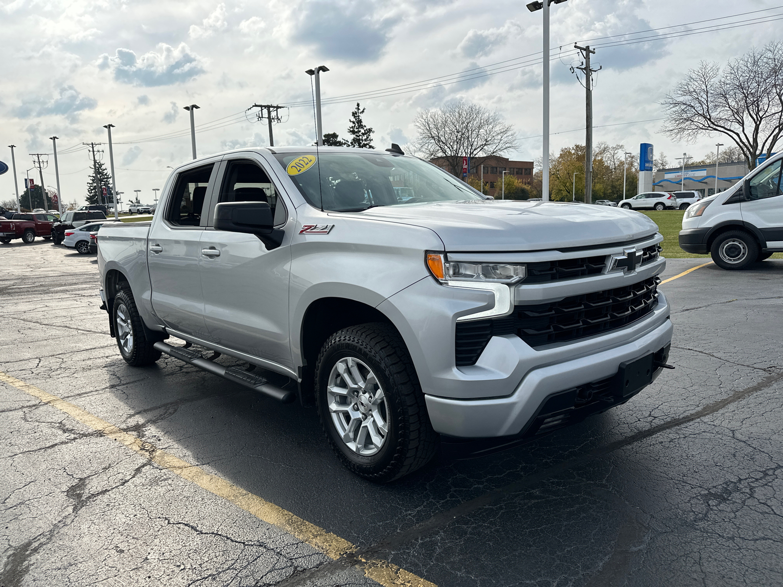 2022 Chevrolet Silverado 1500 RST 4WD Crew Cab 147 10