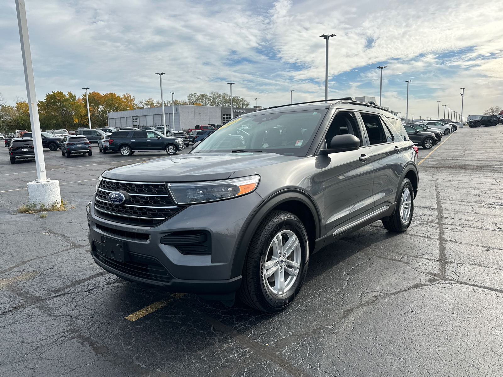 2022 Ford Explorer XLT 4