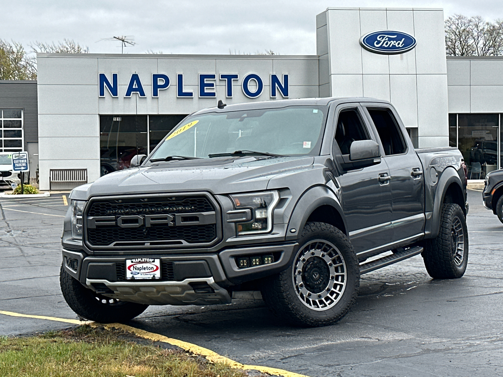 2019 Ford F-150 Raptor 4WD SuperCrew 5.5 Box 2