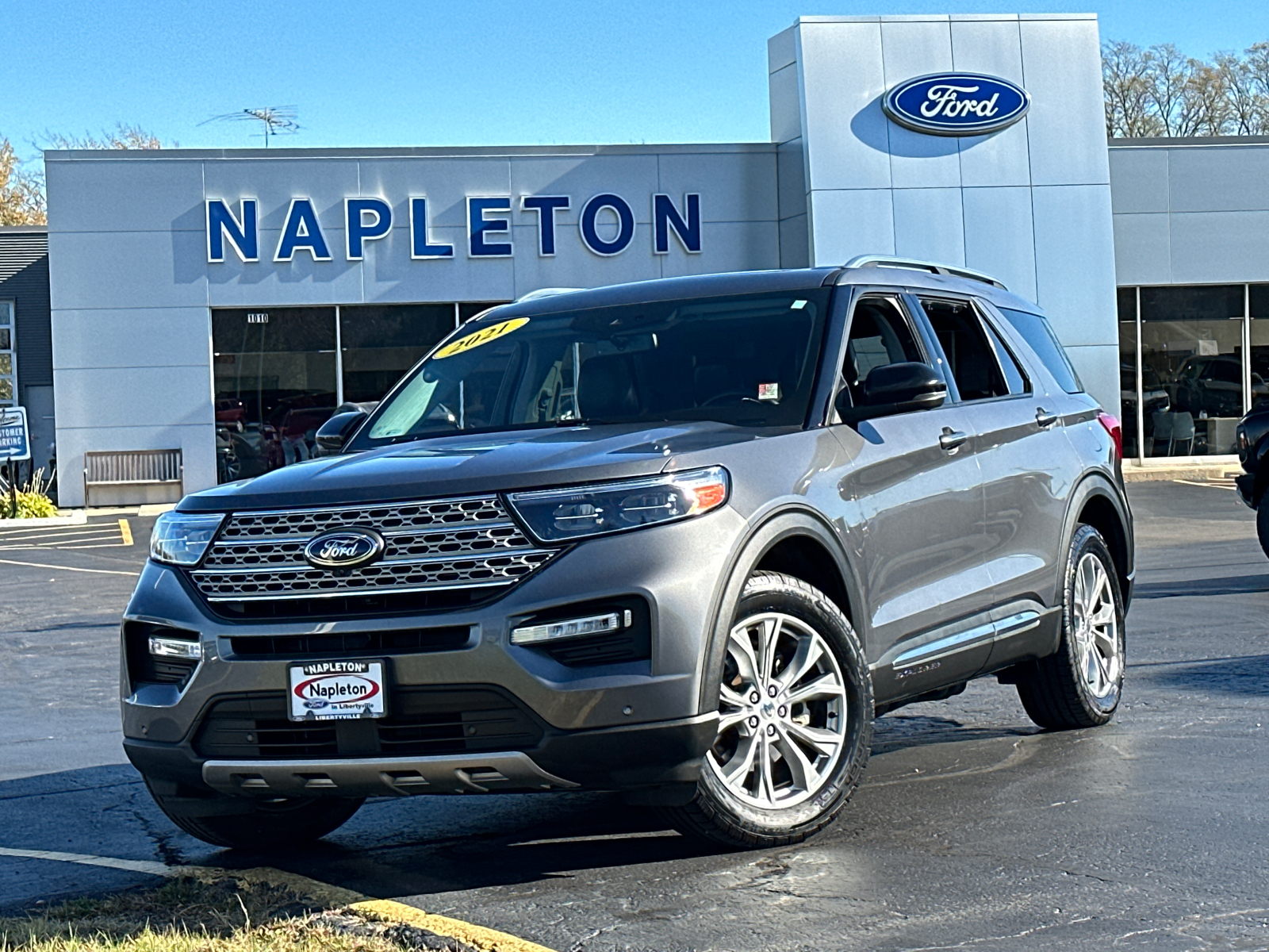 2021 Ford Explorer Limited 1